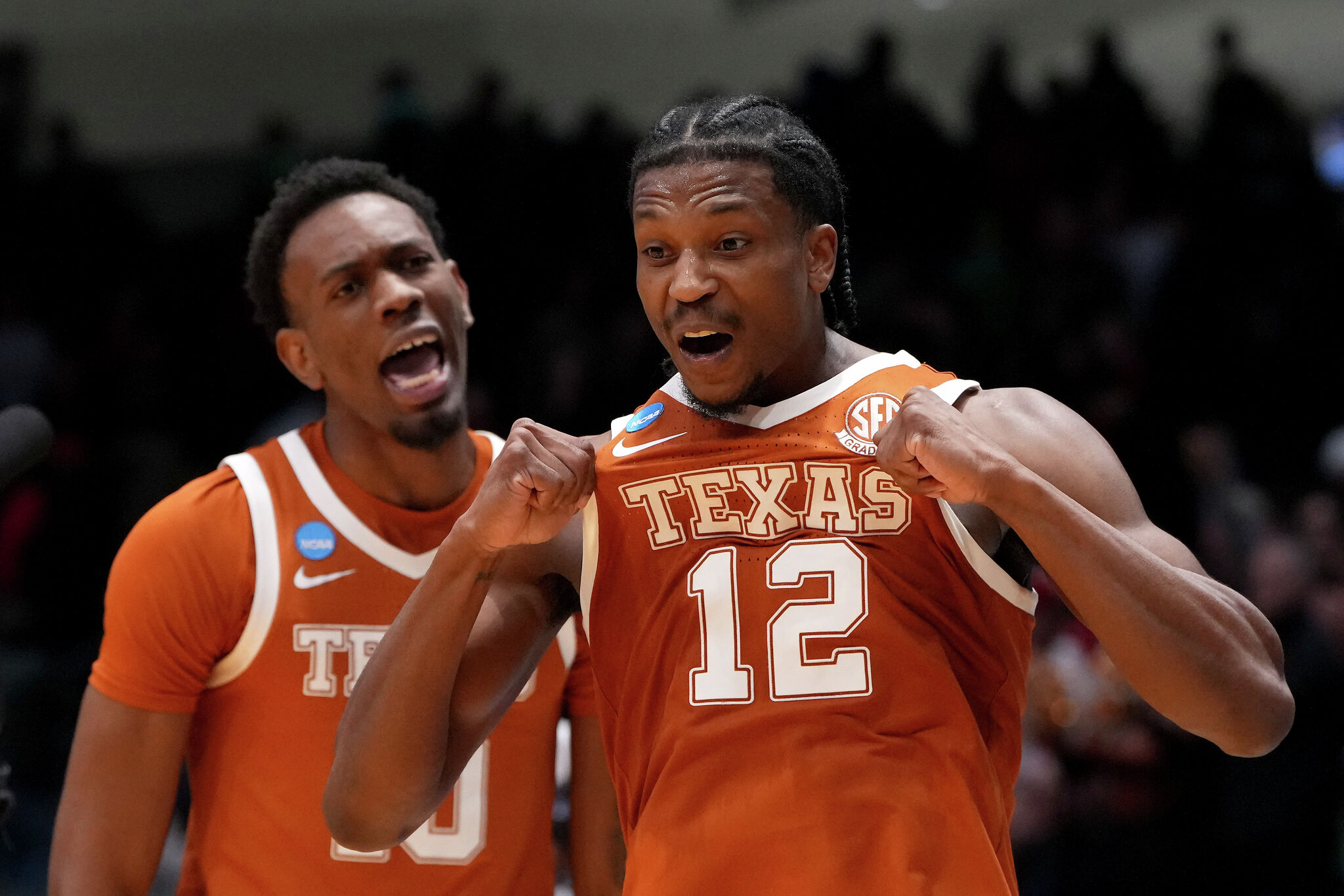 Texas vs Gonzaga: Predictions, betting lines for NCAA Tournament game Saturday