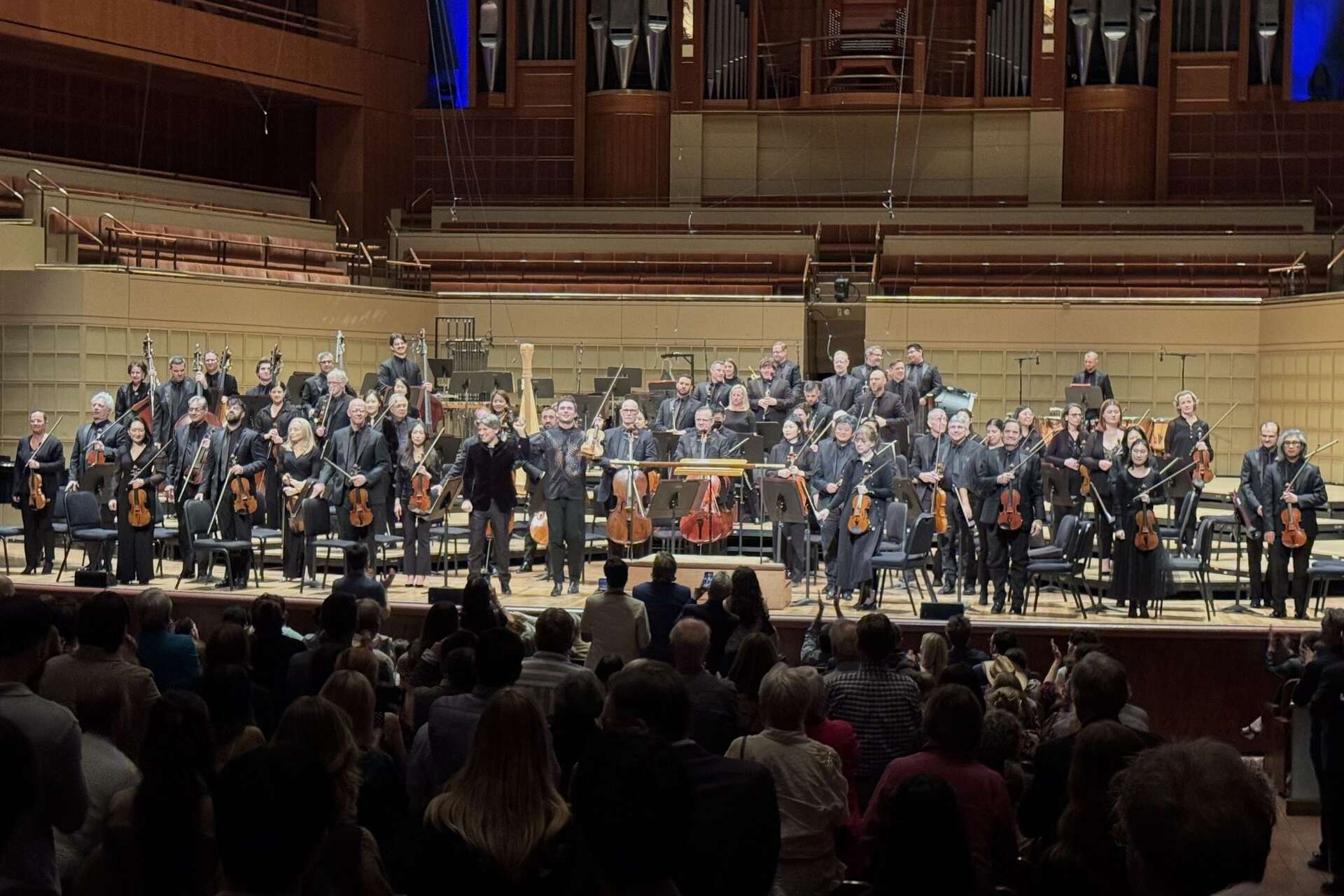 Review: Dallas Symphony Orchestra concert included a surprise