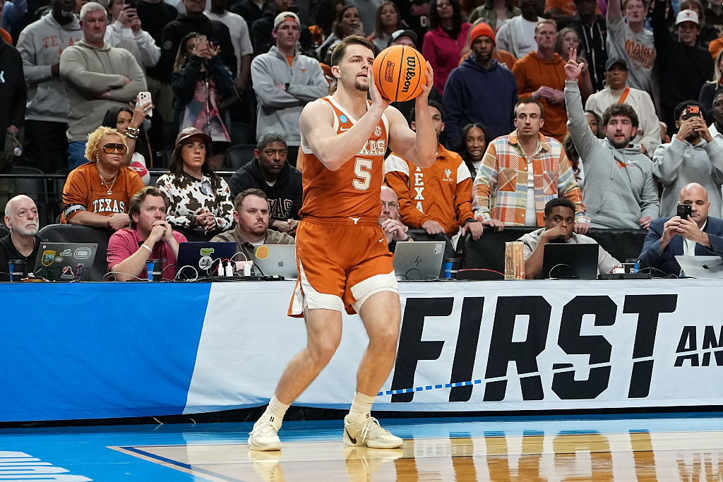Golden: Unlikely heroes push Texas basketball back into the Sweet 16