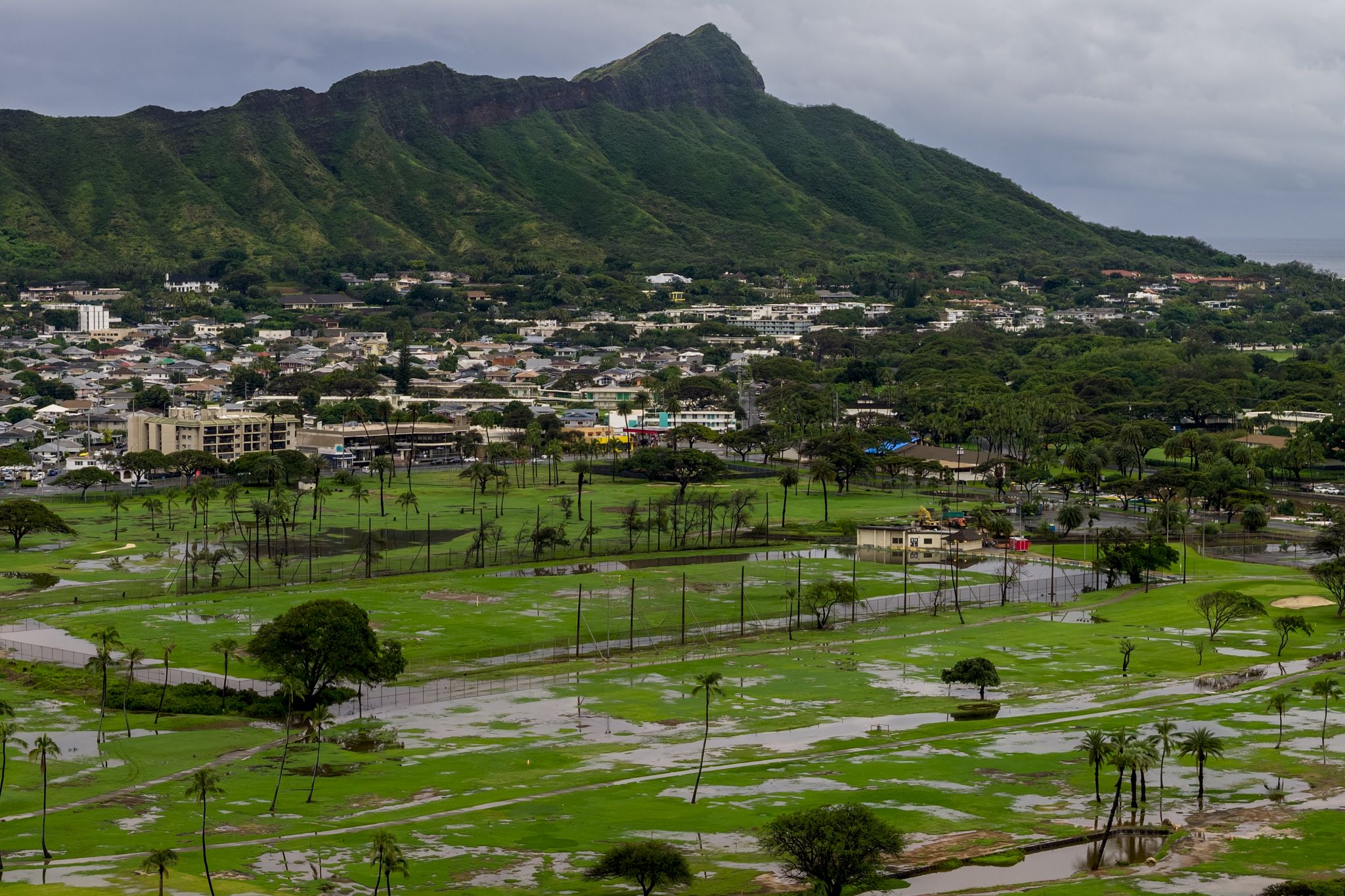 Videos show what Oahu looks like after days of flooding and historic storms - San Francisco Chronicle