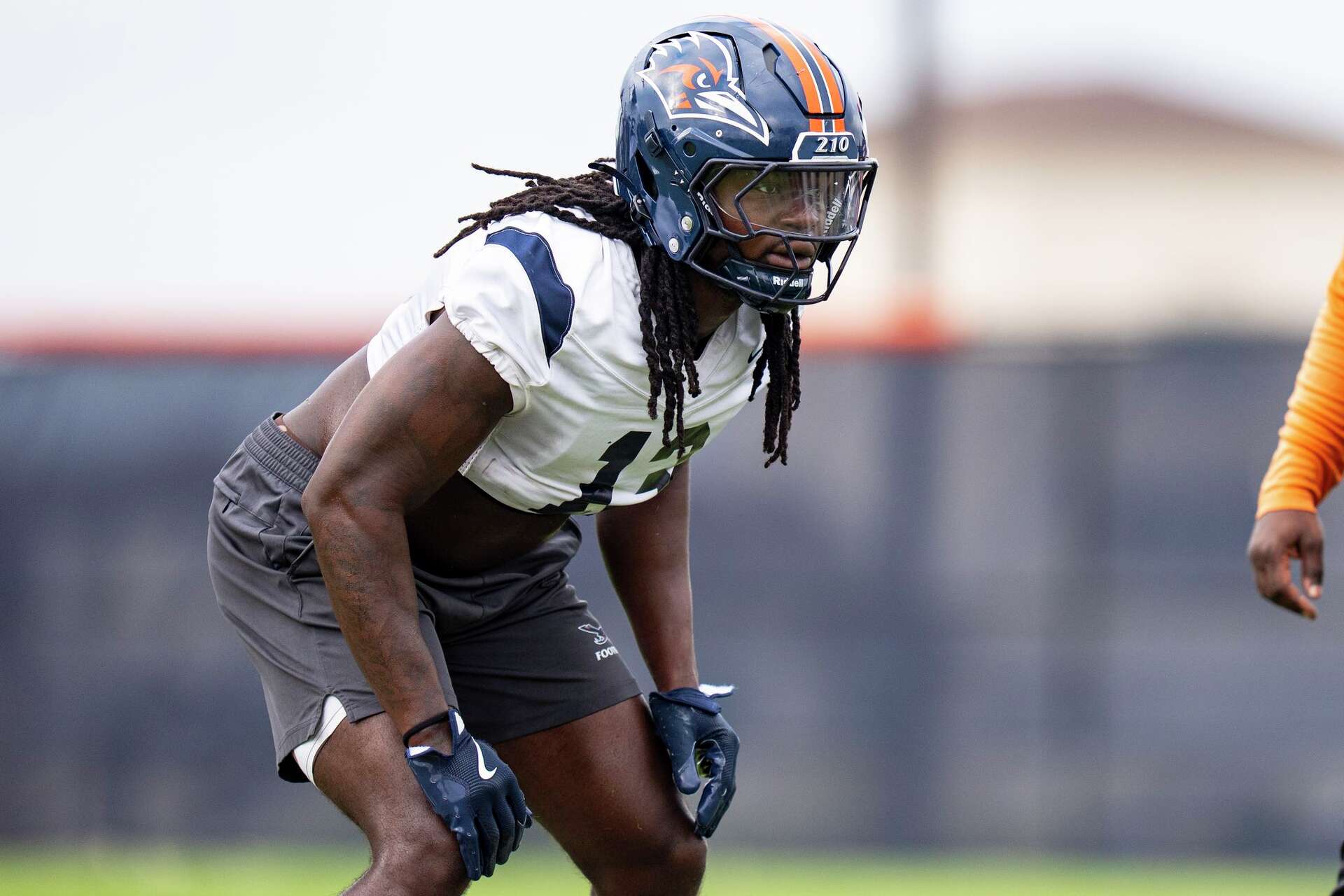 UTSA's Owen Pewee taking on new role for overhauled defense