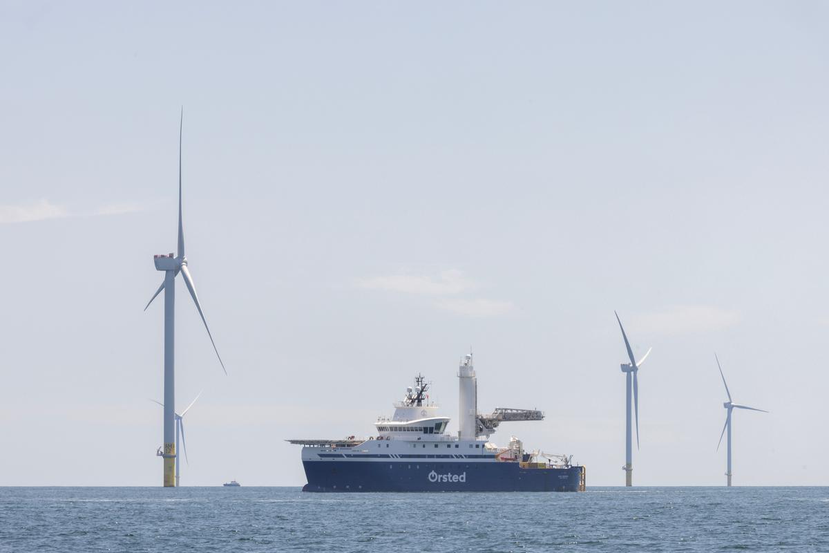 What it’s like to build an offshore wind farm: storms and isolation off Connecticut’s coast