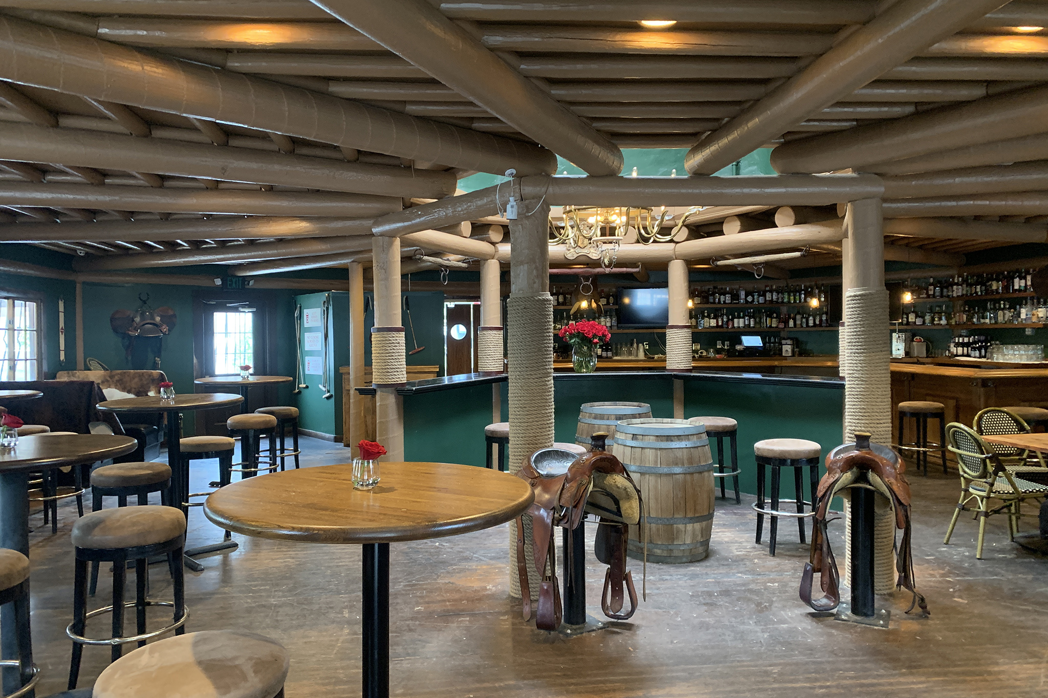 Just before Coachella, a classic Indio watering hole returns