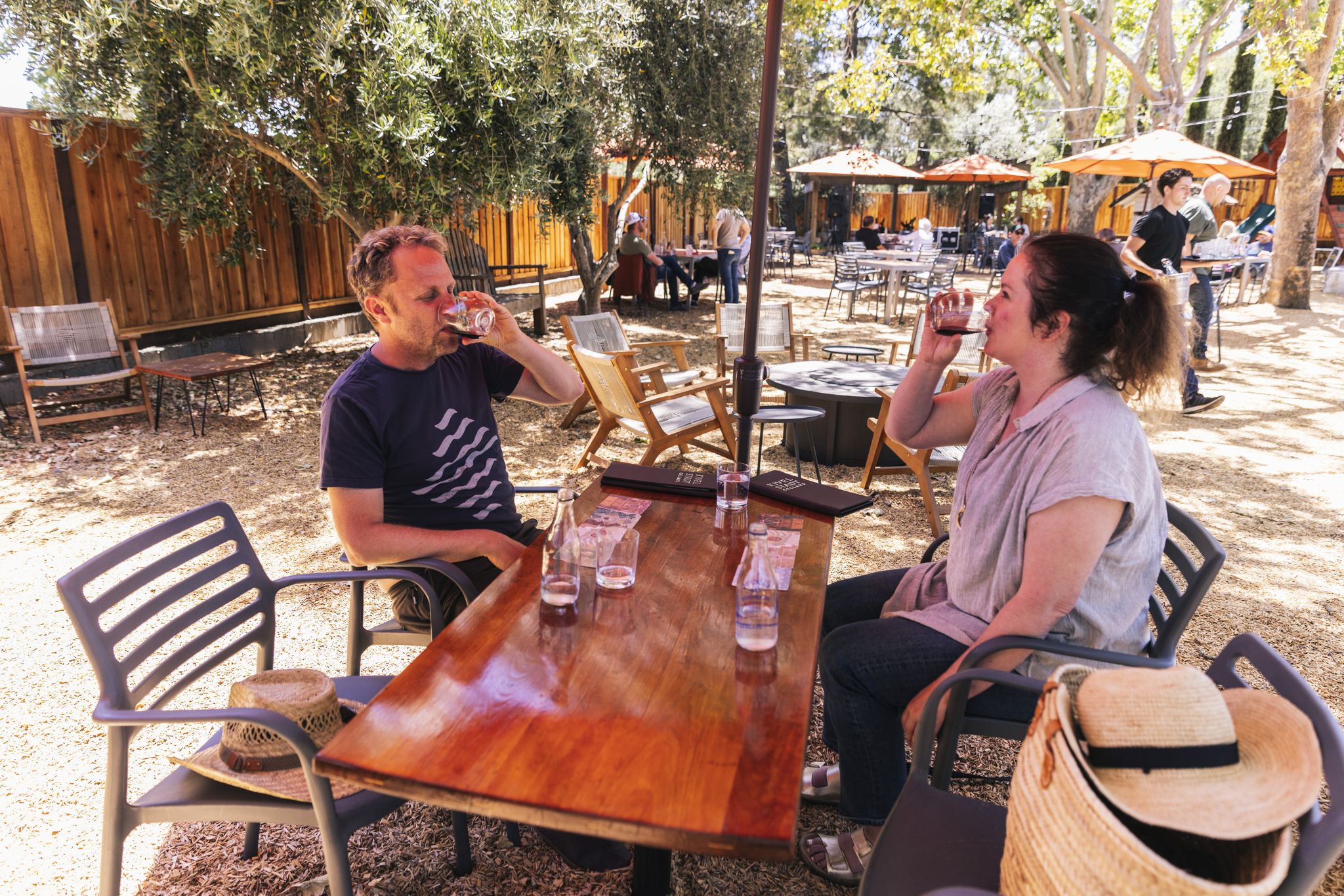 sfchronicle.com - Jess Lander - The California wine industry is changing. So why haven't wine clubs?