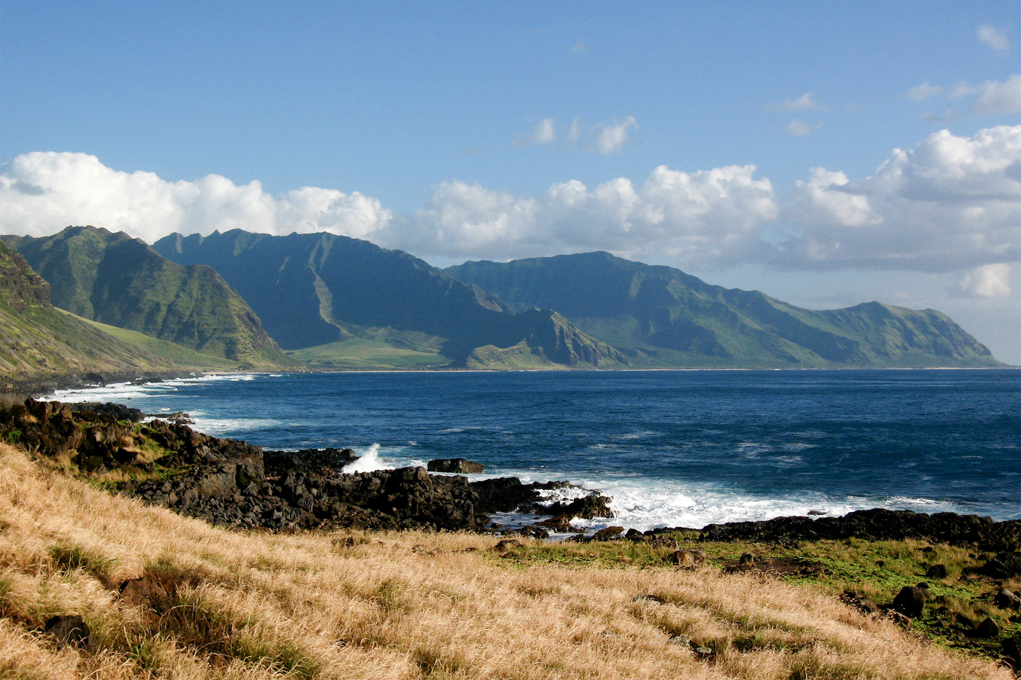 'SOS' in the sand saved couple stranded for nearly 24 hours during Oahu floods