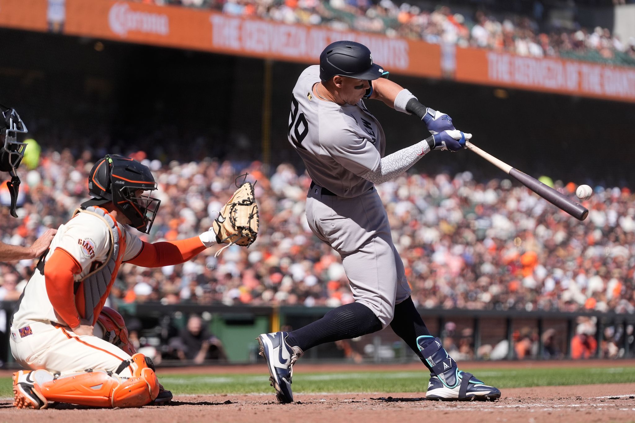 Giants again shut out by Yankees in a one-hit effort that made history