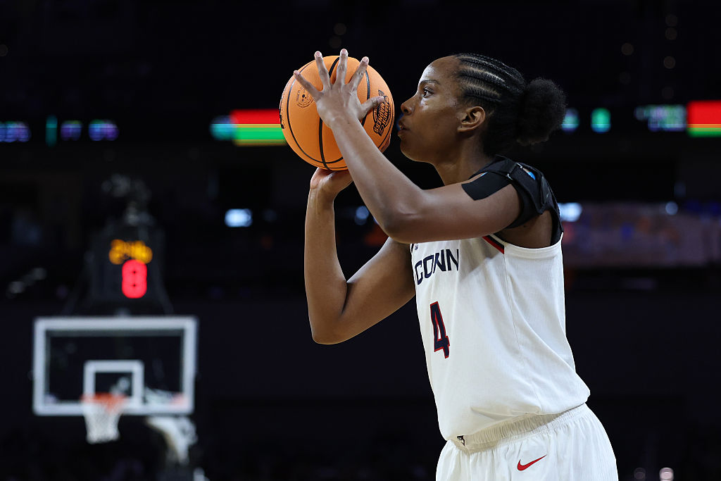 Blanca Quiñonez has become a 'game changer' for UConn women's basketball