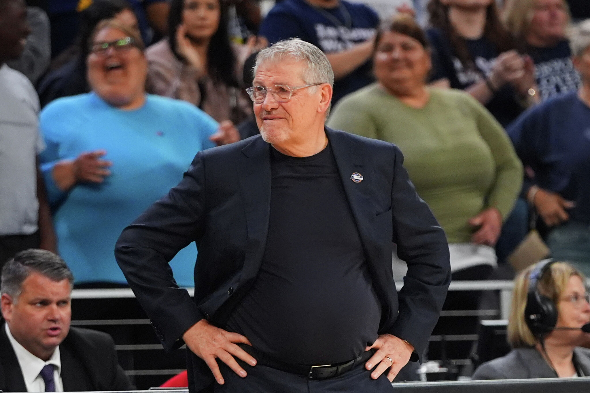 Geno Auriemma, UConn women's basketball saddened by Connecticut Sun's departure: 'It leaves a void'