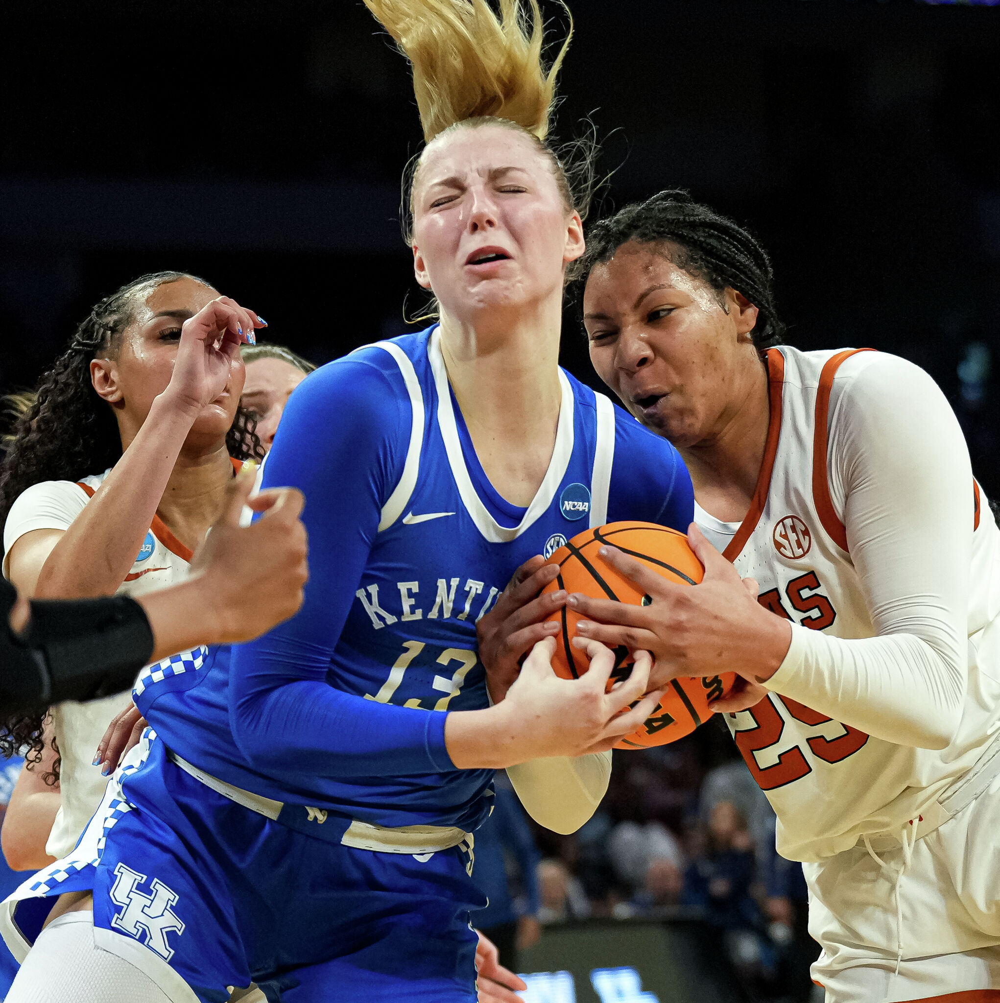 Texas basketball vs Kentucky game score: NCAA Tournament replay