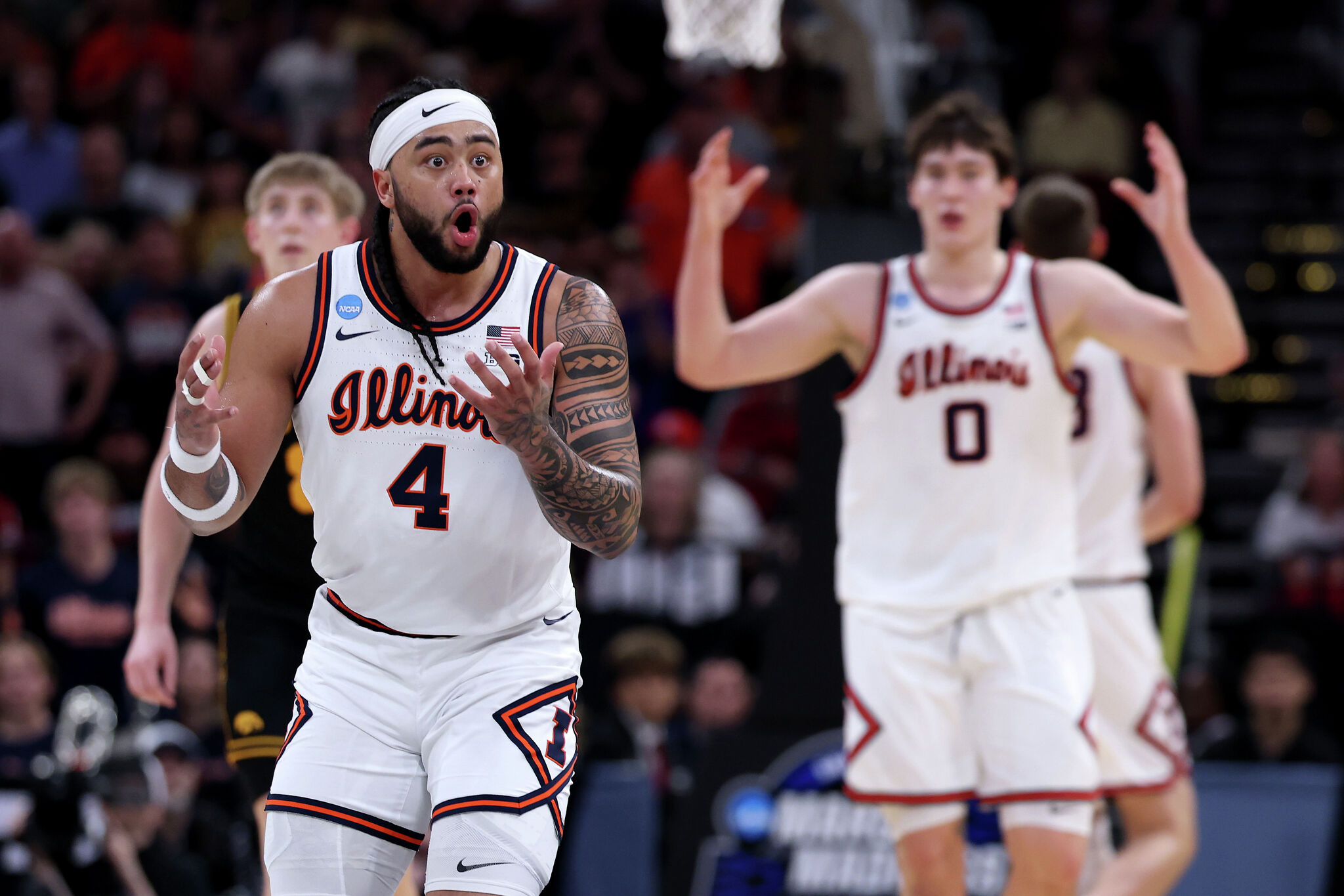 UConn vs. Illinois basketball betting odds, point spread