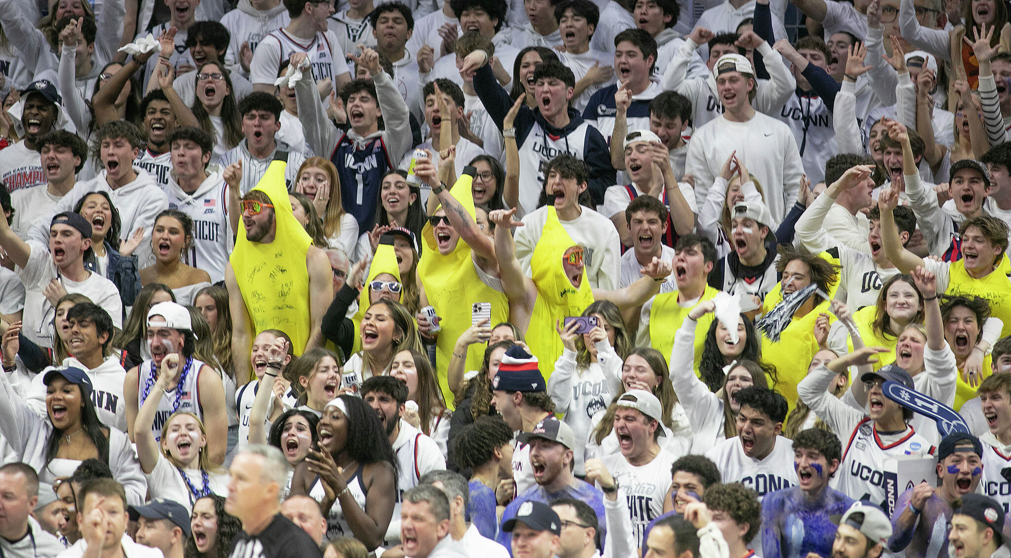 UConn Bananas raising money to travel to Final Four basketball games