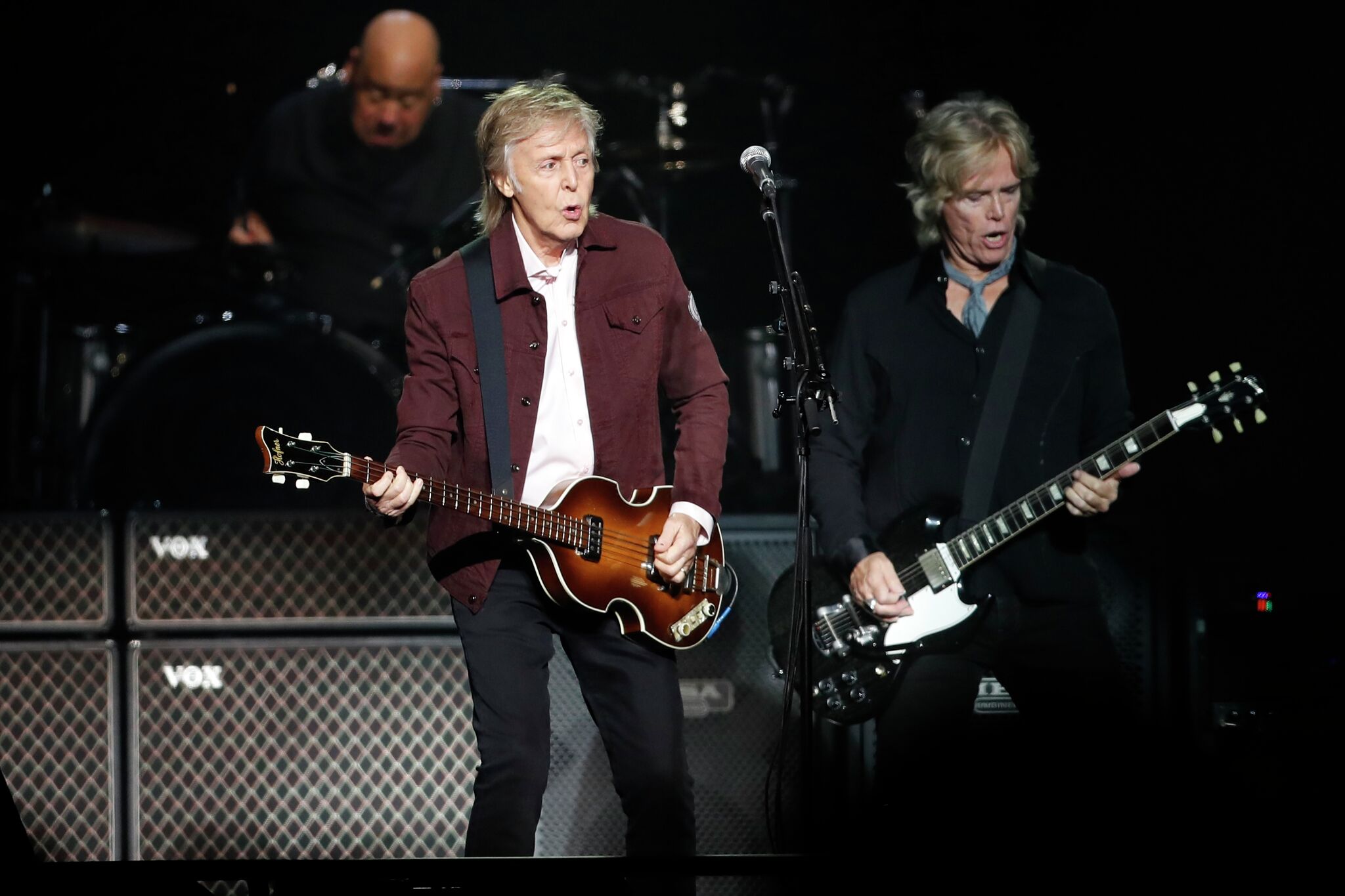 Paul McCartney rumored to headline Apple event