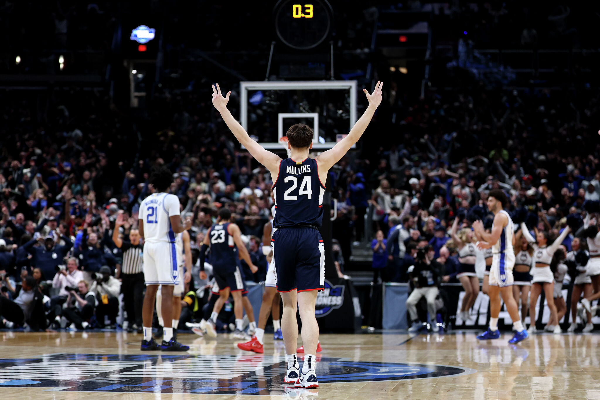 Flights added for UConn Final Four — but tickets from Connecticut top $700