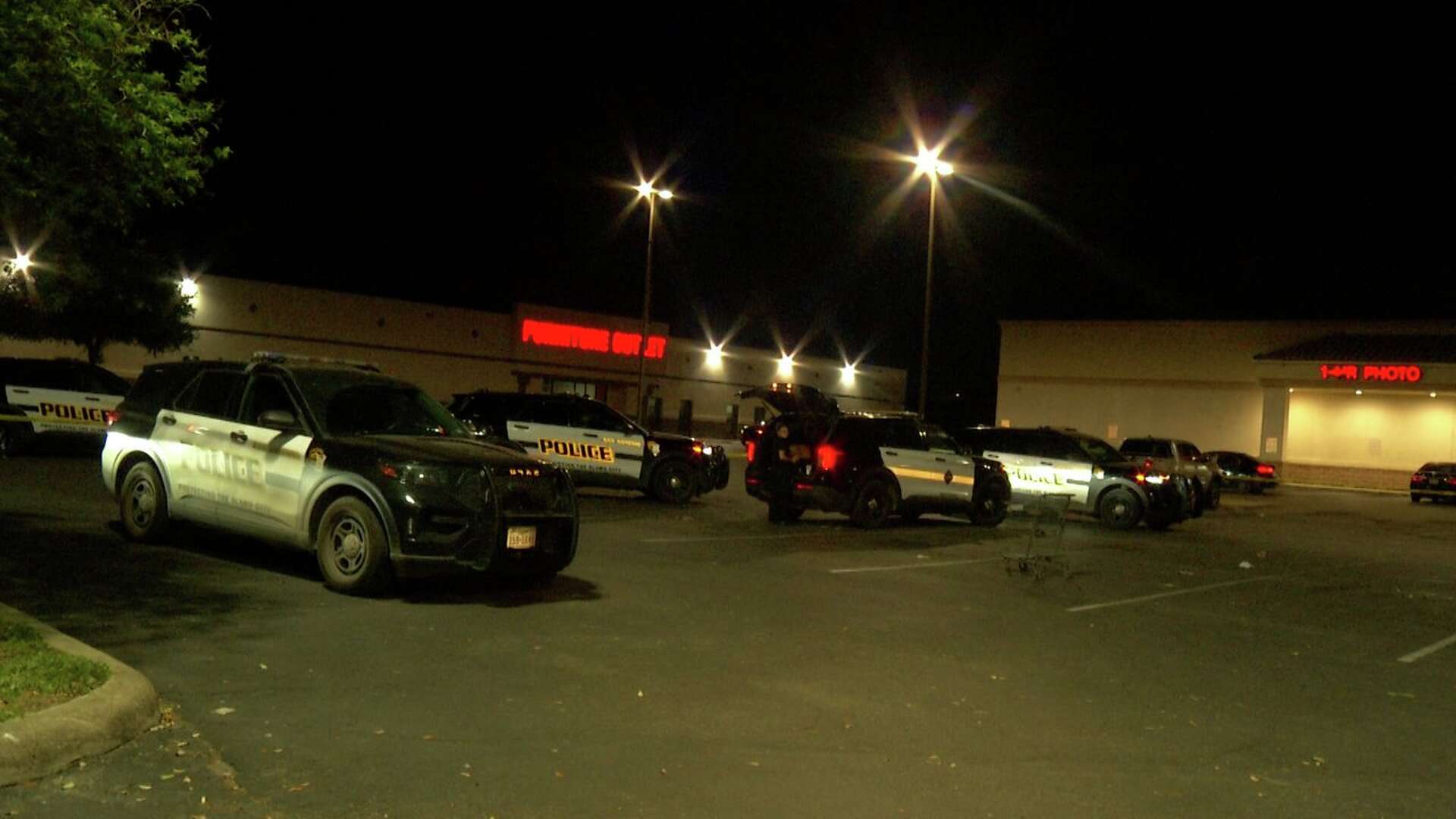 San Antonio triple shooting ends in deadly crash — what we know