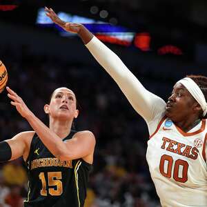 'Utter domination by the Longhorns': Fans react to Texas clinching a spot in Final Four
