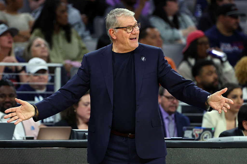 When is the UConn-South Carolina women's Final Four game? Start time, TV schedule, and more