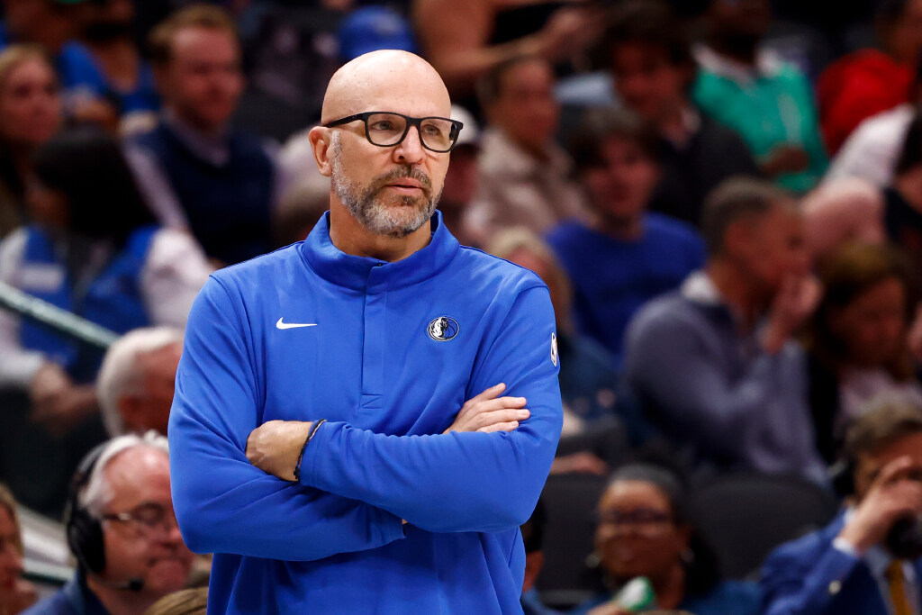 Σύρεται σε μια άλλη καταιγίδα των Mavericks, ο Jason Kidd εστιάζει στο έργο που έχει στο χέρι