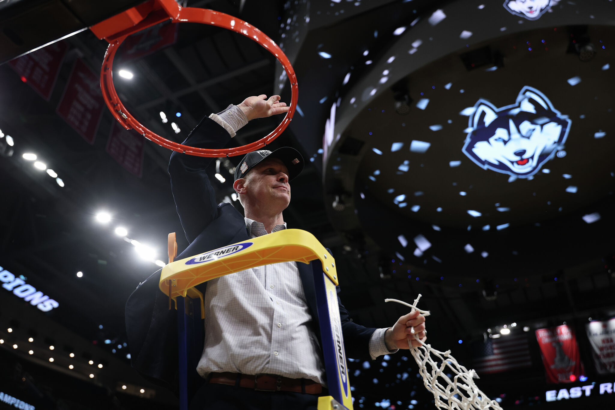 UConn men and women take different roads to same destination — Final Four: Mike Anthony