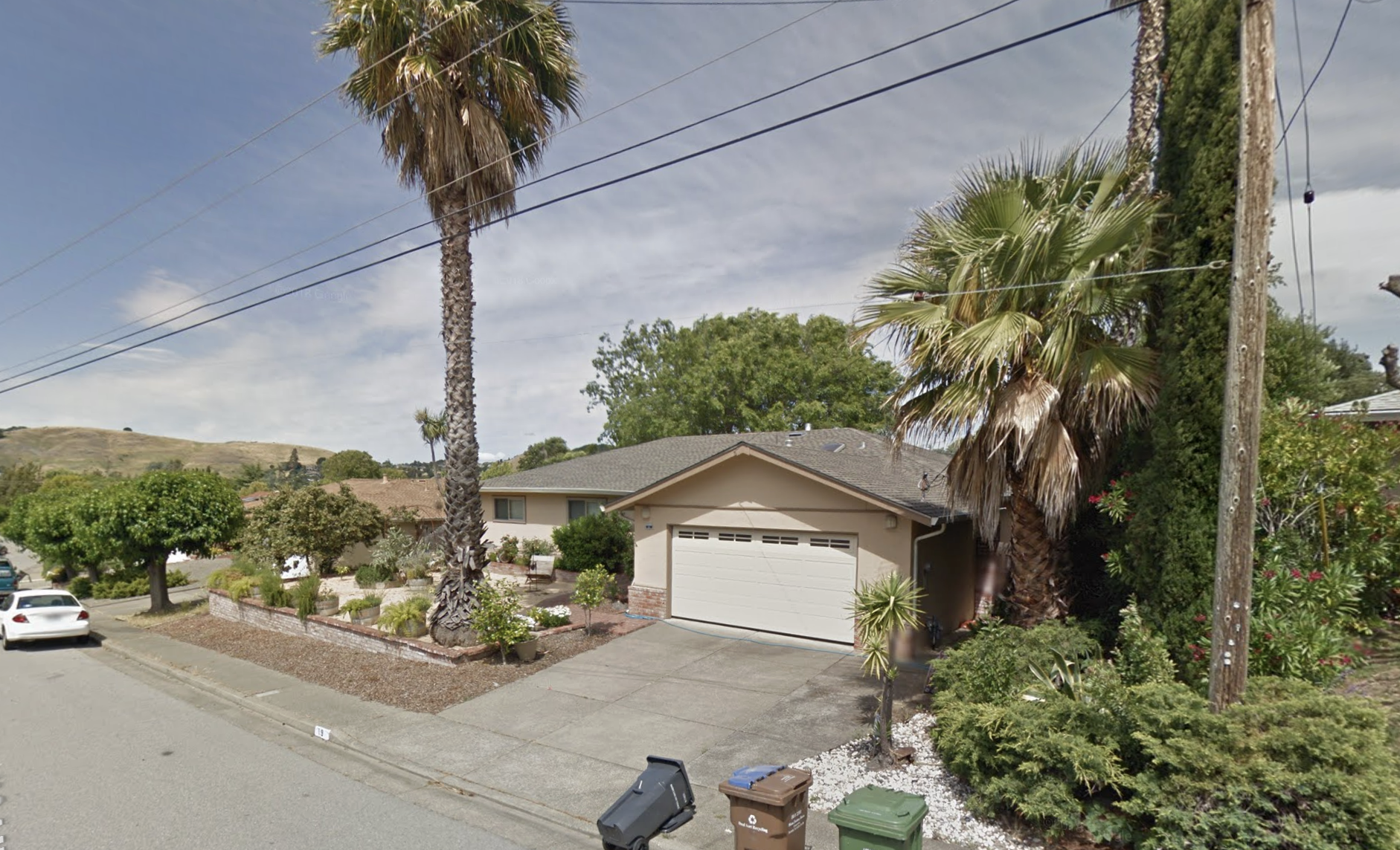 Cigarettes lead to killer of woman alone in Bay Area home