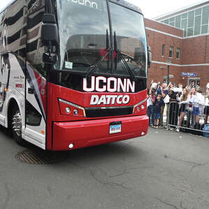 UConn Final Four fan bus offers $300 ride from Connecticut to Indianapolis