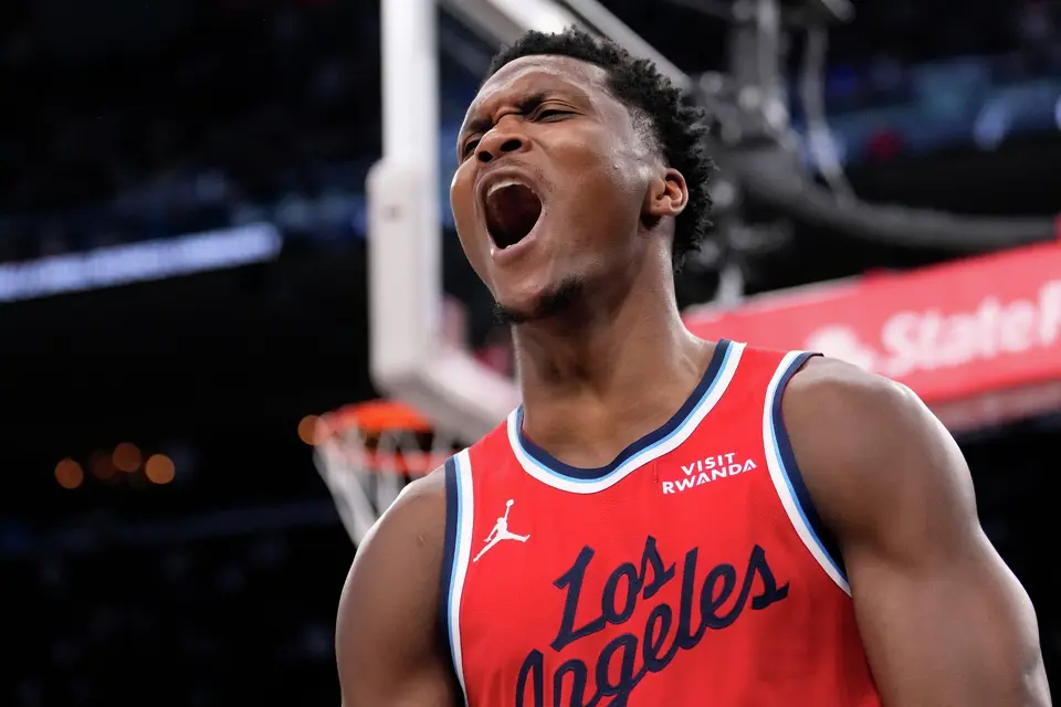 Los Angeles Clippers guard Bennedict Mathurin celebrates after scoring during the second half of an NBA basketball game against the San Antonio Spurs, Thursday, April 2, 2026, in Inglewood, Calif. (AP Photo/Mark J. Terrill)