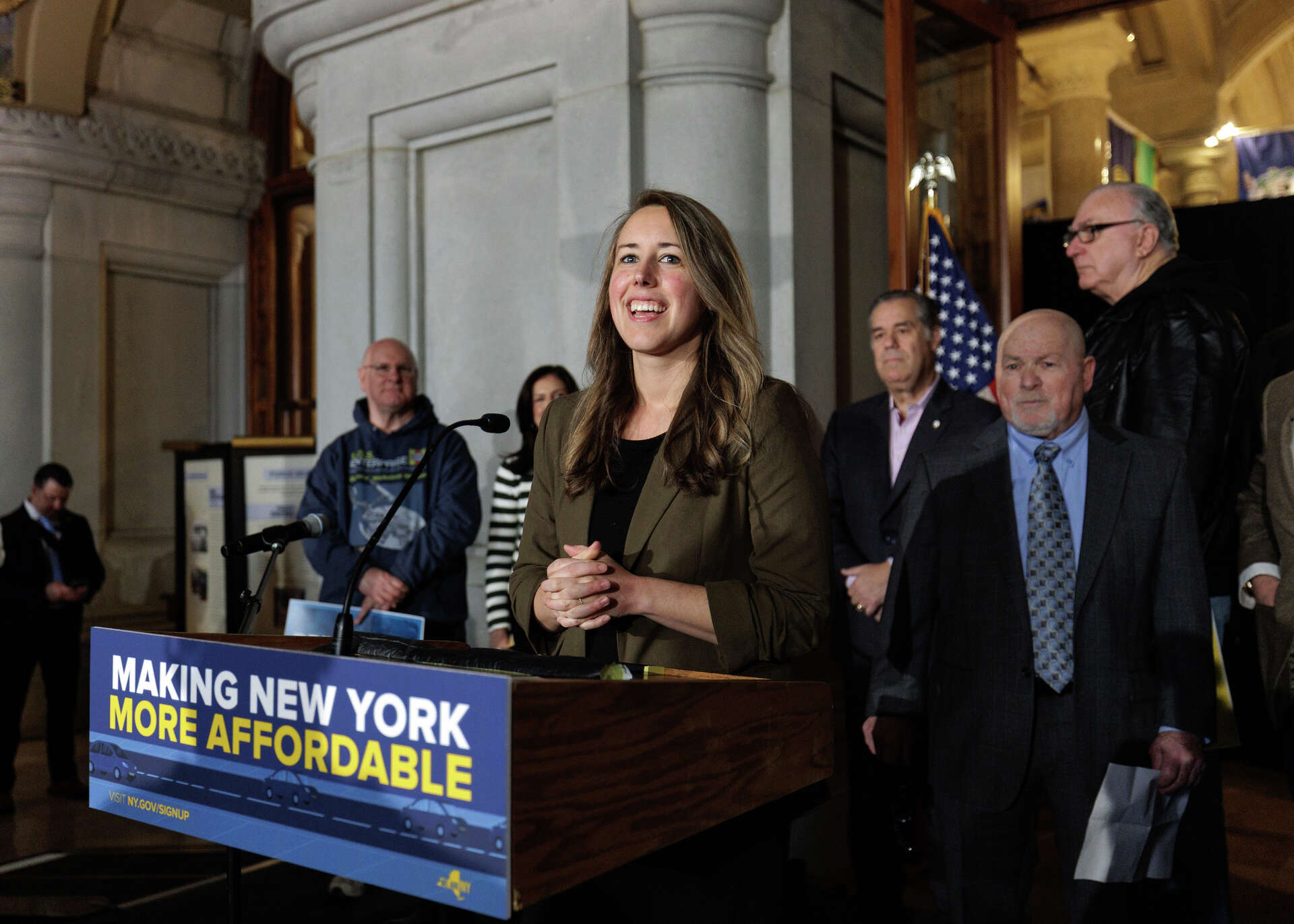 Hochul's push to slash auto insurance rates hits a speed bump