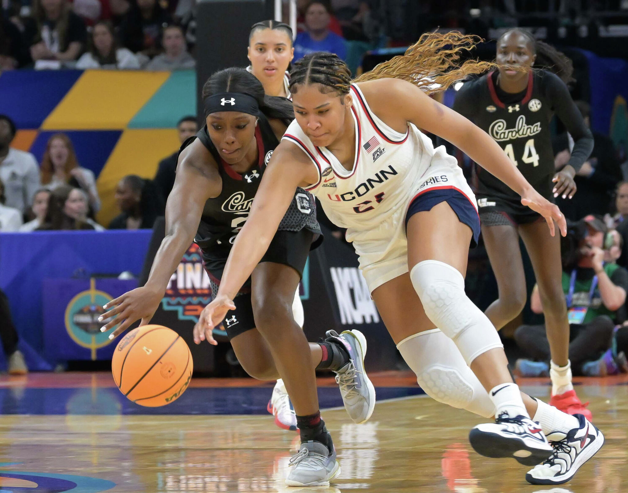 Where UConn ranks in ESPN's 'way-too-early' 2026-27 women's basketball Top 25