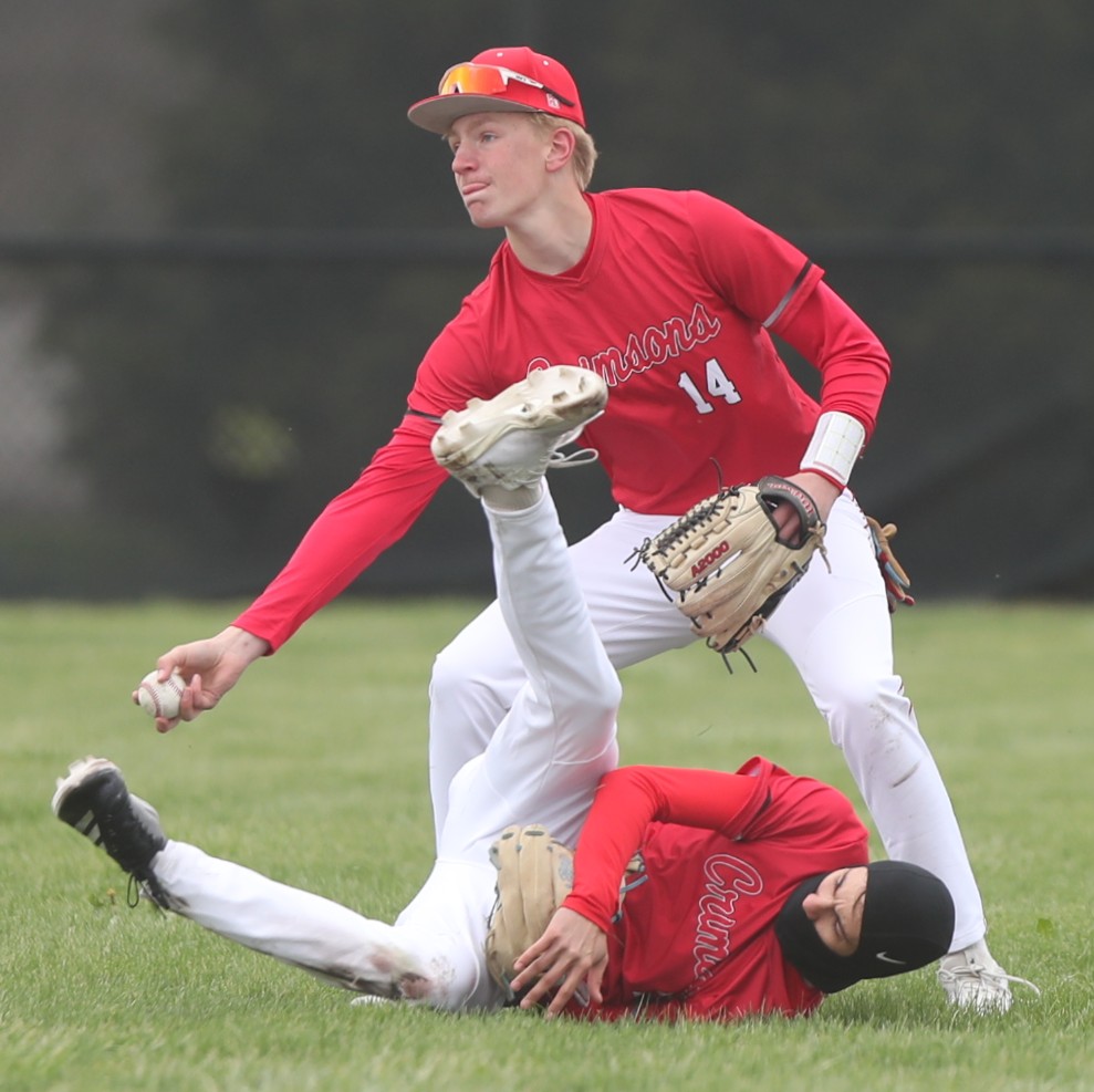 Last Call Baseball Photo: Close call