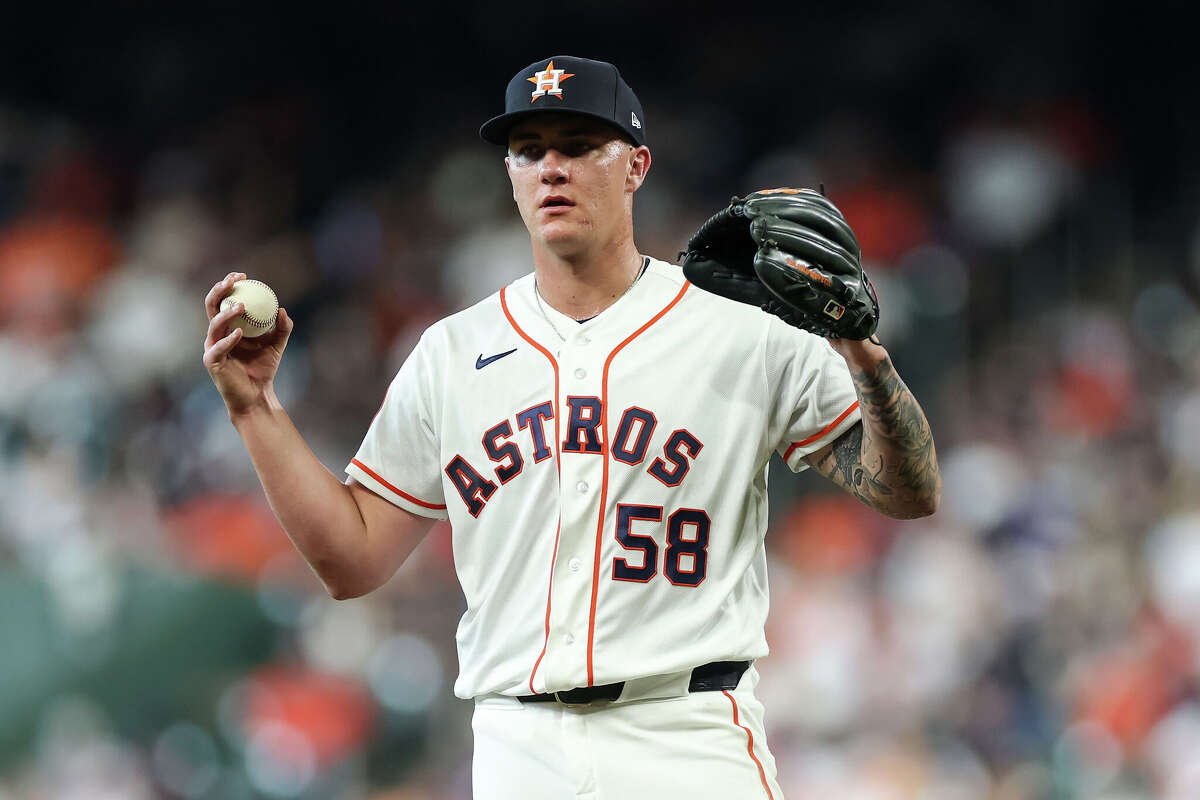 Houston Astros ace Hunter Brown will be placed on the 15-day Injured List with a right shoulder strain.