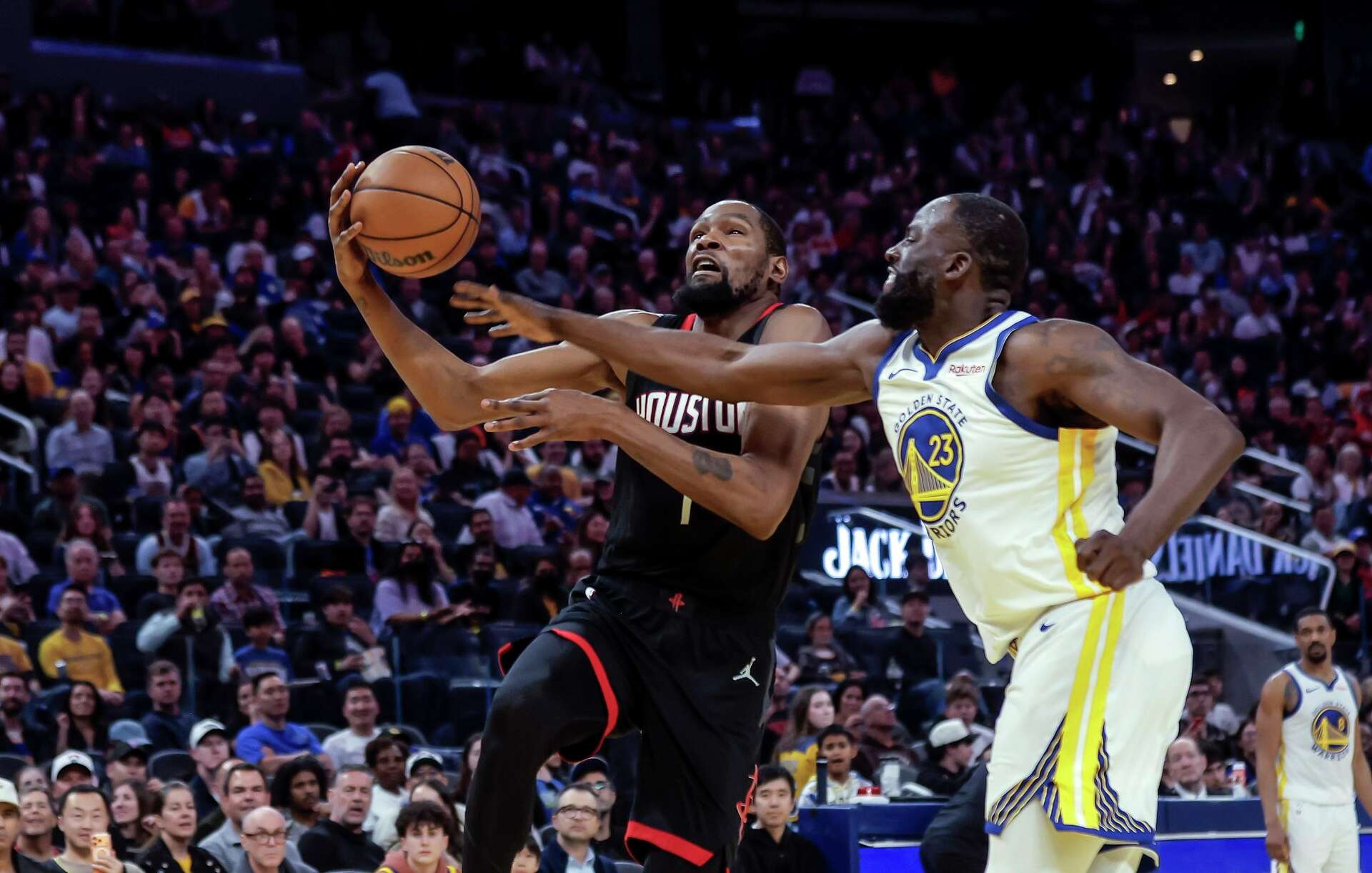 Steph Curry thrills in return but Warriors fall to Rockets