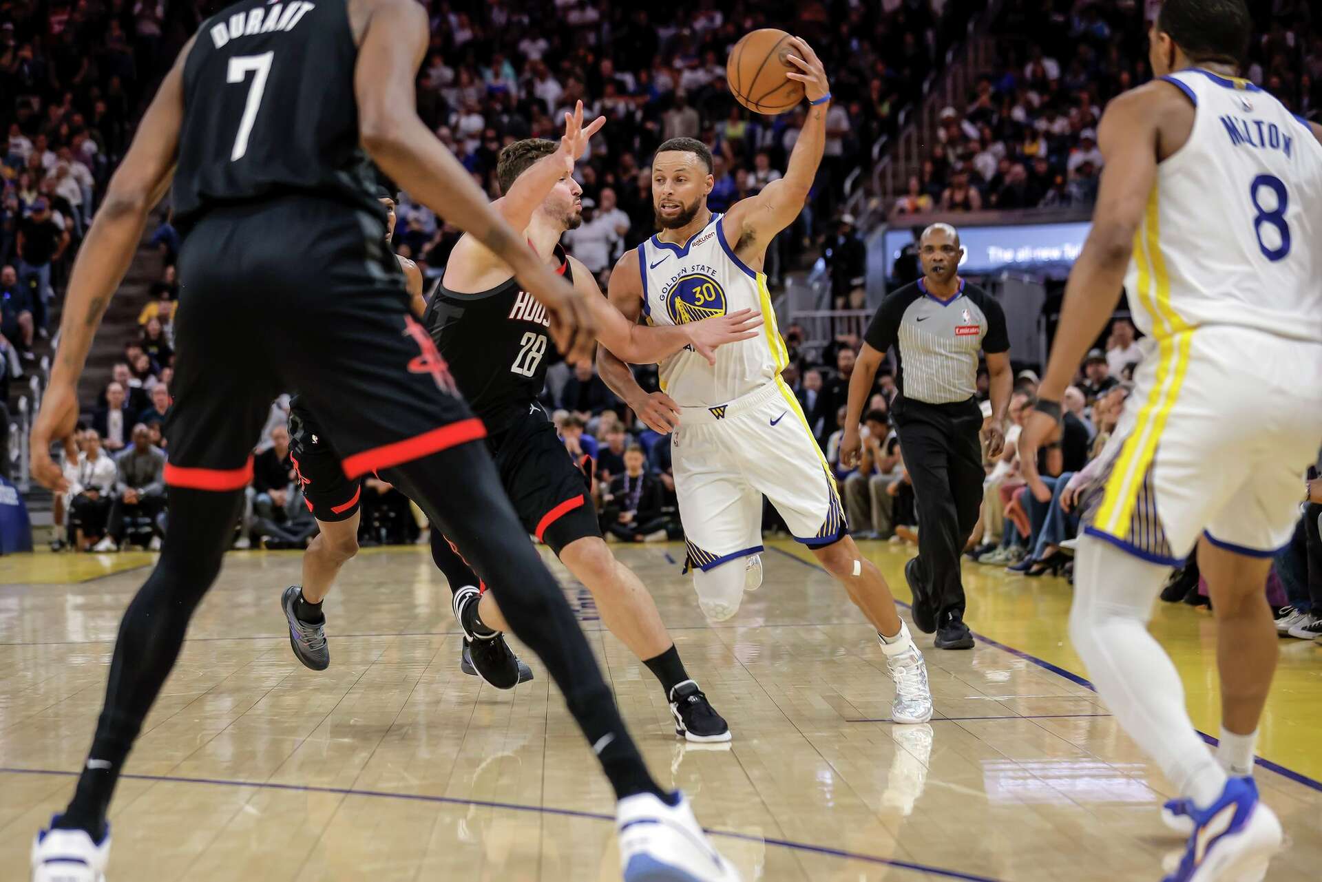 Steph Curry thrills in return but Warriors fall to Rockets