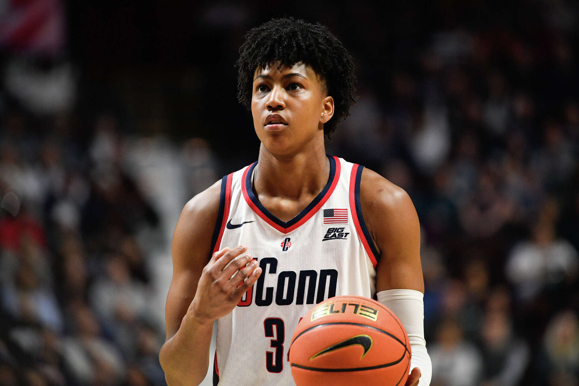 Report: UConn's Ayanna Patterson enters transfer portal