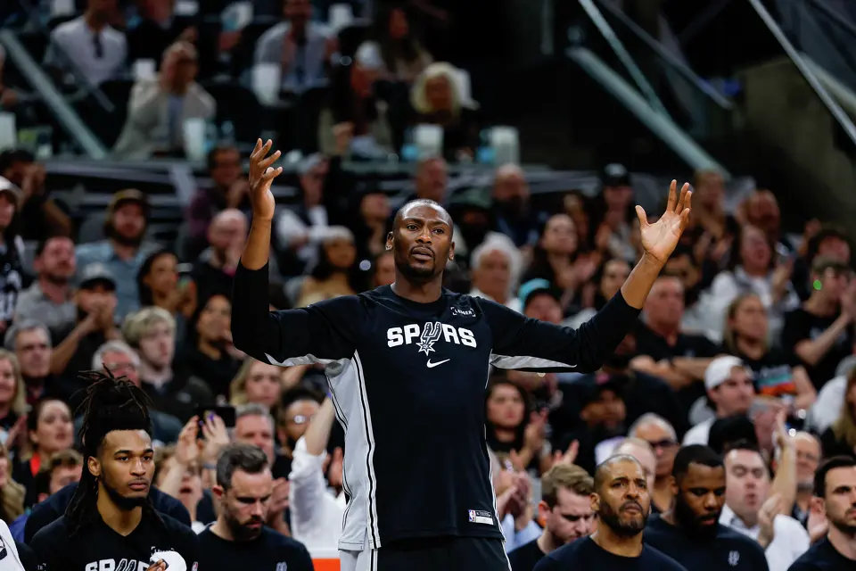 San Antonio Spurs center Bismack Biyombo reacts to a call during a home game against the Philadelphia 76ers at Frost Bank Center in San Antonio, Monday, April 6, 2026.