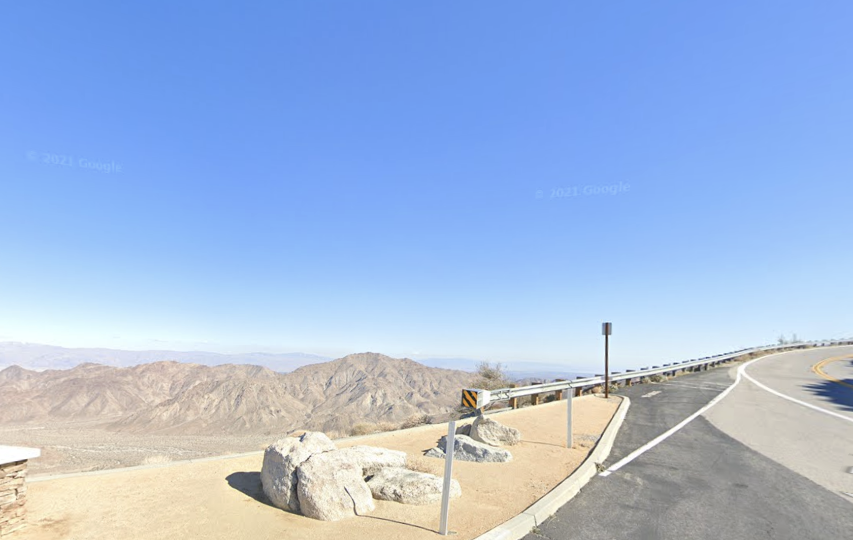 Woman found dead off Calif. highway sparks mystery 2,000 miles away