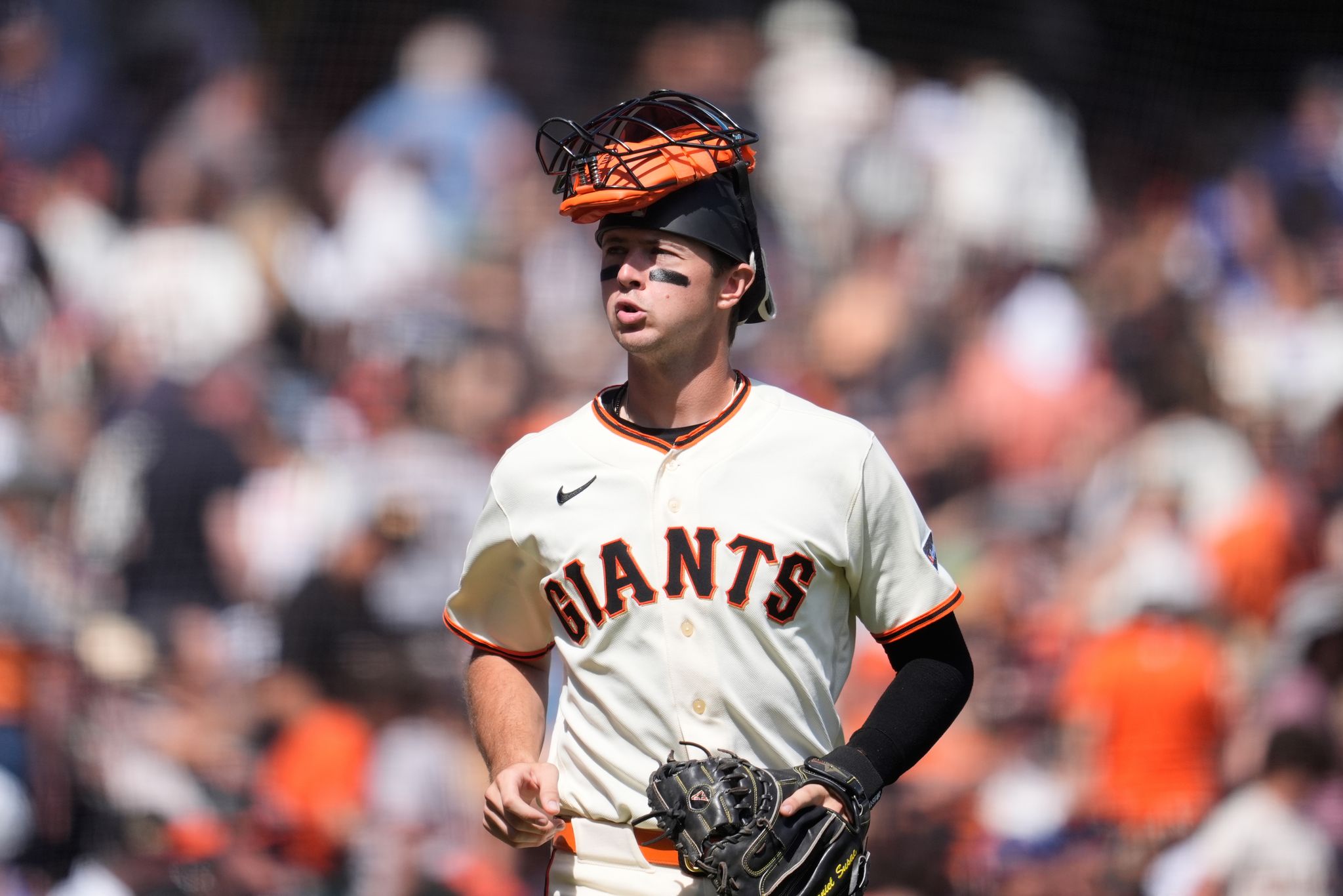 Giants shake up lineup, sit trio of regulars in hopes of ending skid