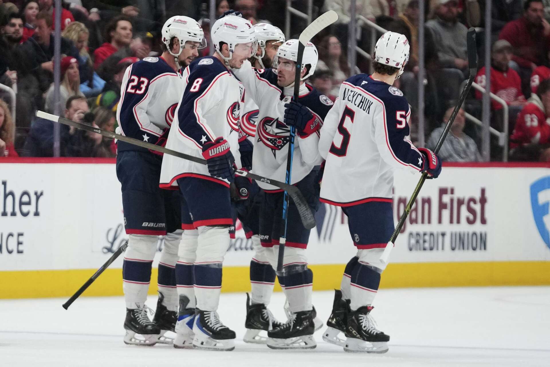 Zach Werenski scores in shootout to lead Blue Jackets over Red