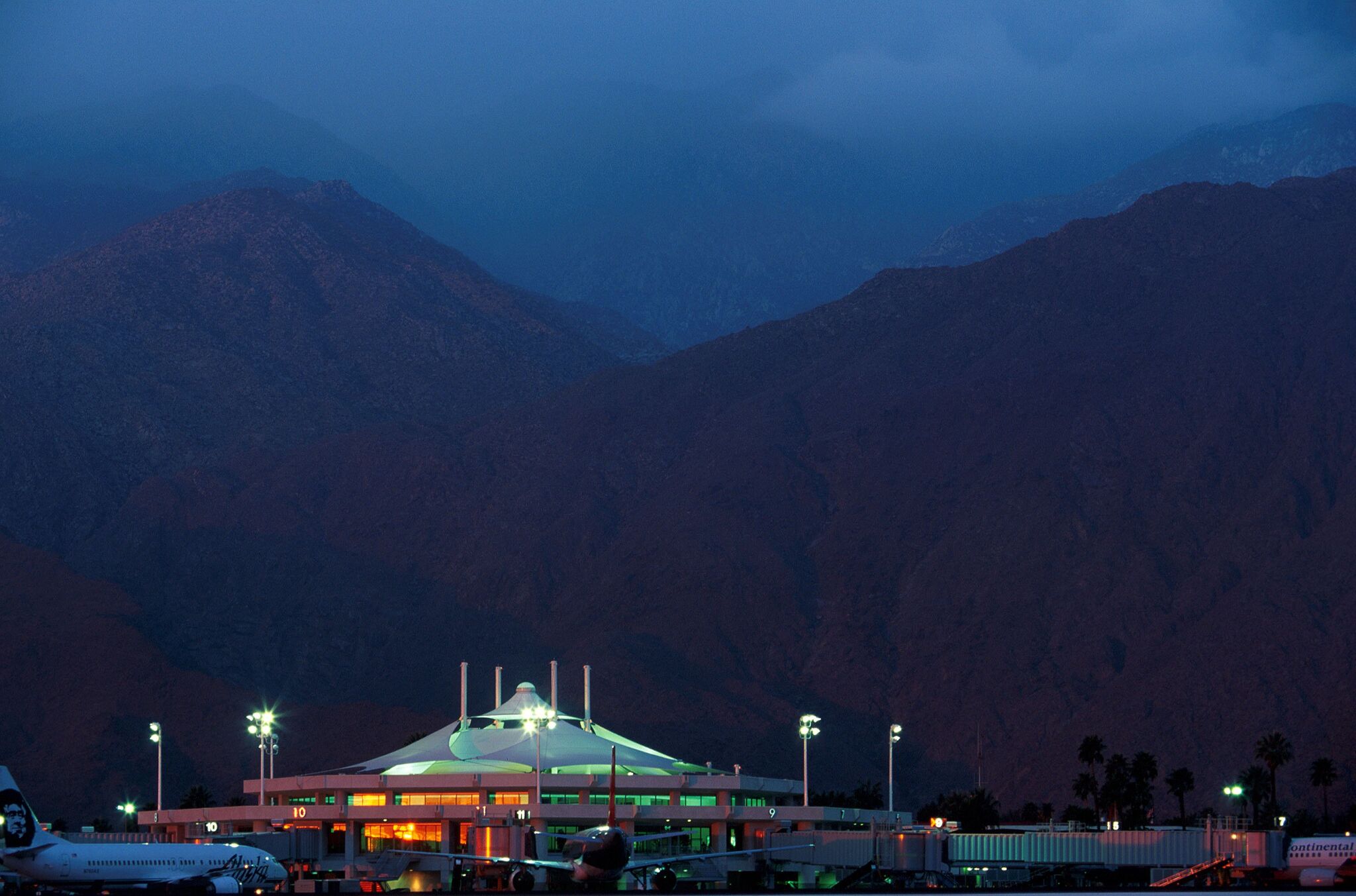 Palm Springs Airport cautious about spending $2 billion for expansion plan