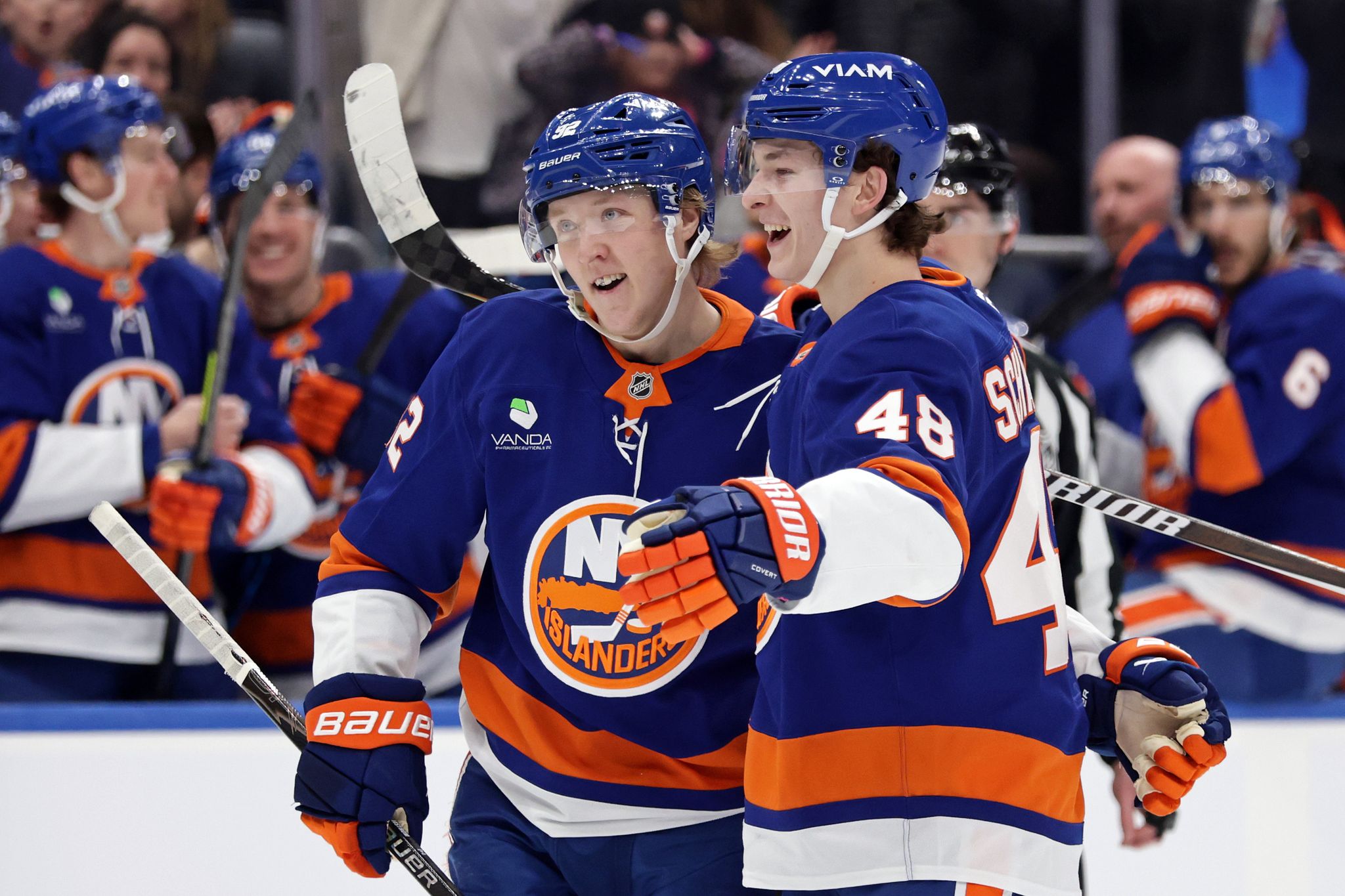 Islanders' Matthew Schaefer ties NHL rookie defenseman goals record