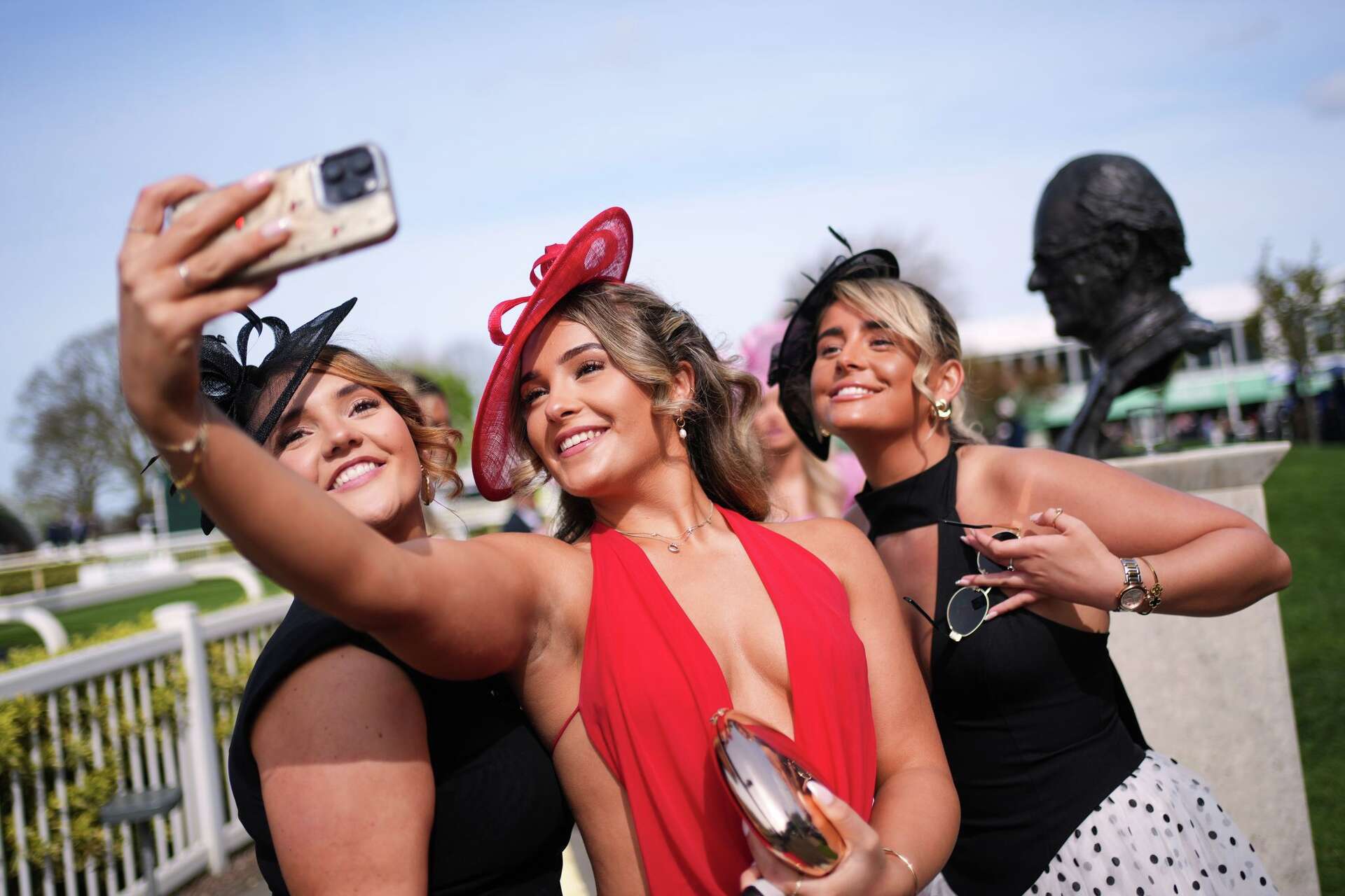 A look at style and fashion on Ladies Day at the Grand National Festival