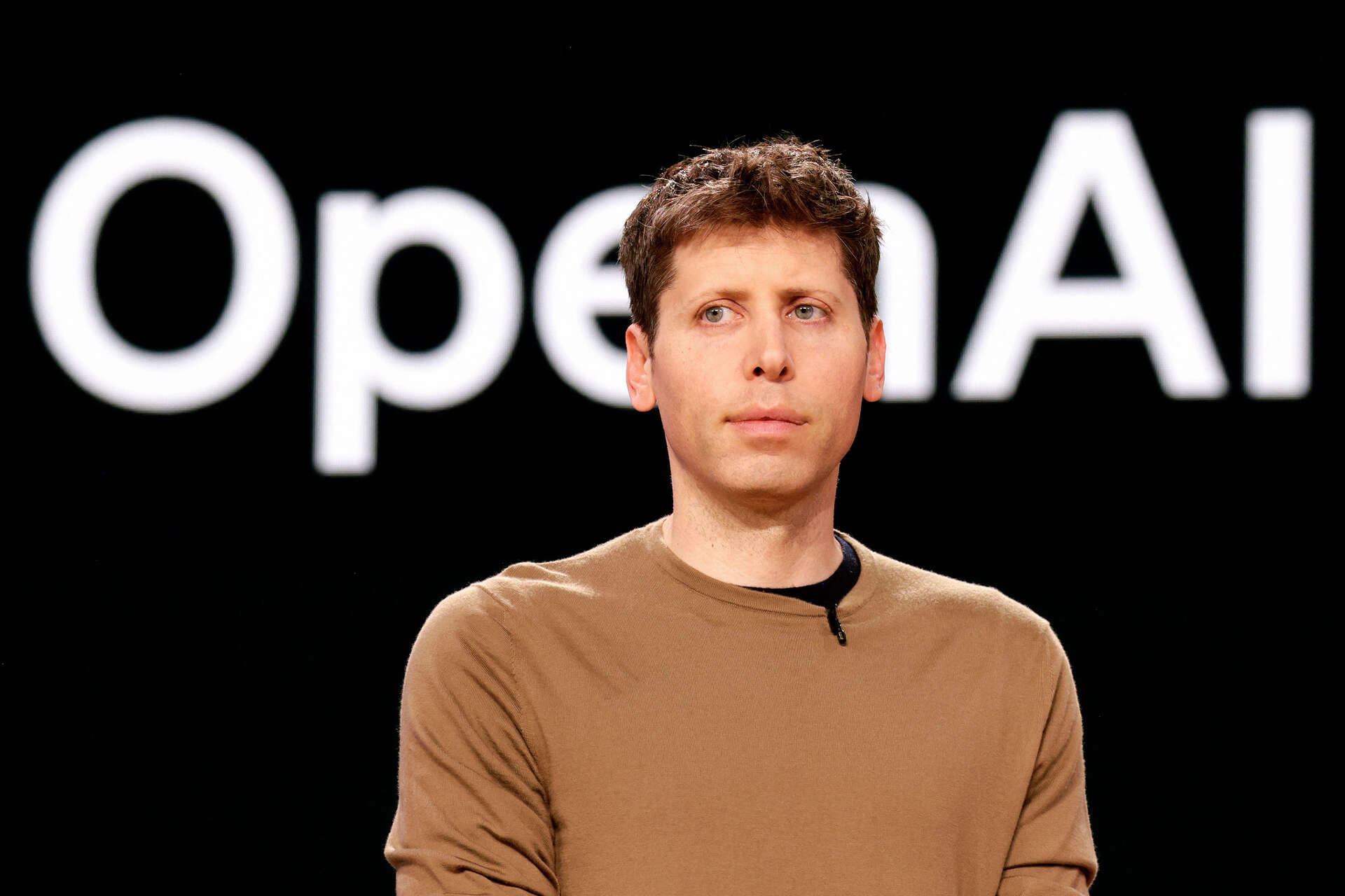 إلقاء القبض على رجل بعد هجوم بزجاجة مولوتوف على منزل الرئيس التنفيذي لشركة Open AI في سان فرانسيسكو