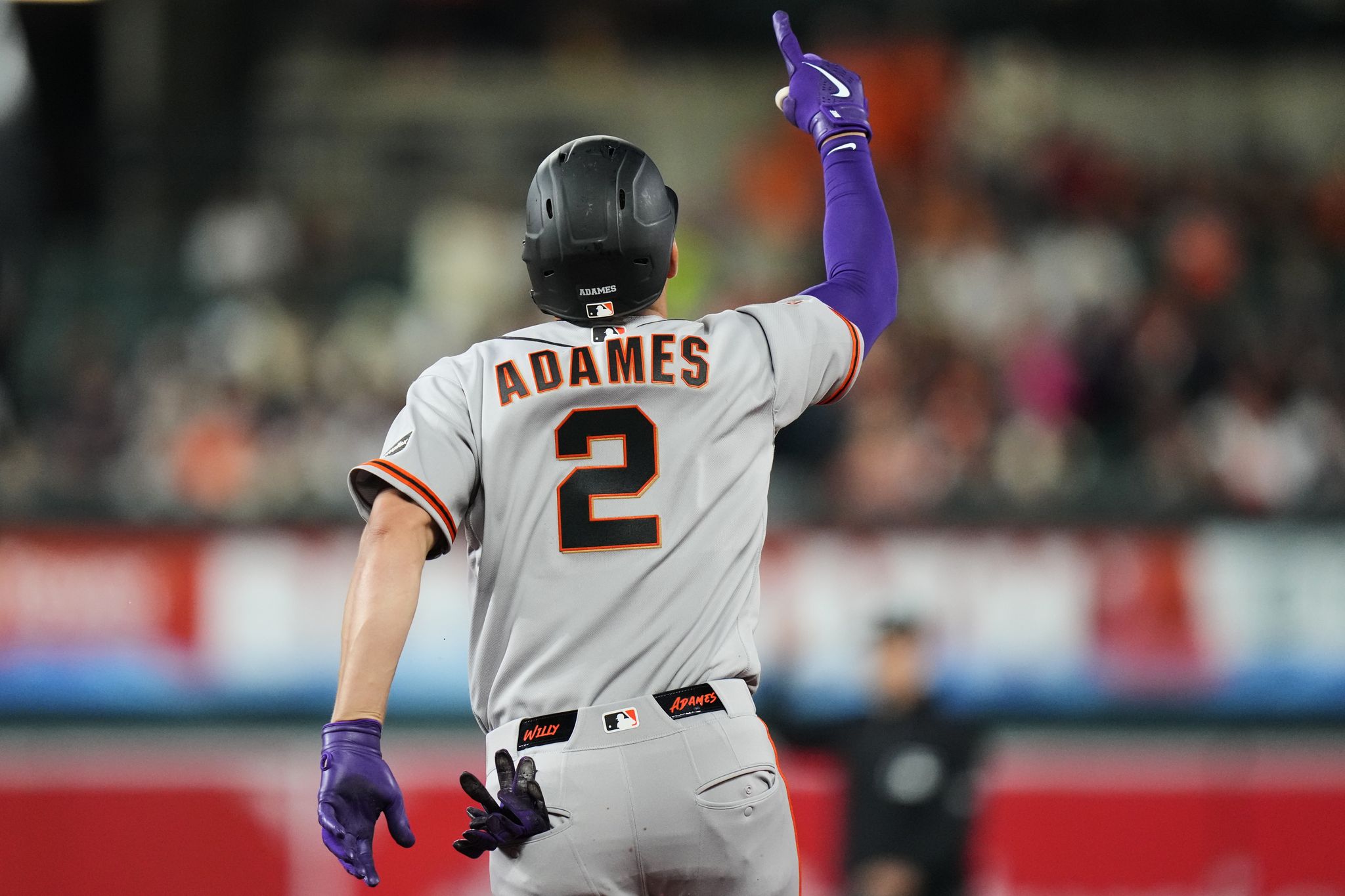 James Roupp Jonrones de Adames y Lee respaldan sólido inicio de Roupp; Gigantes ...