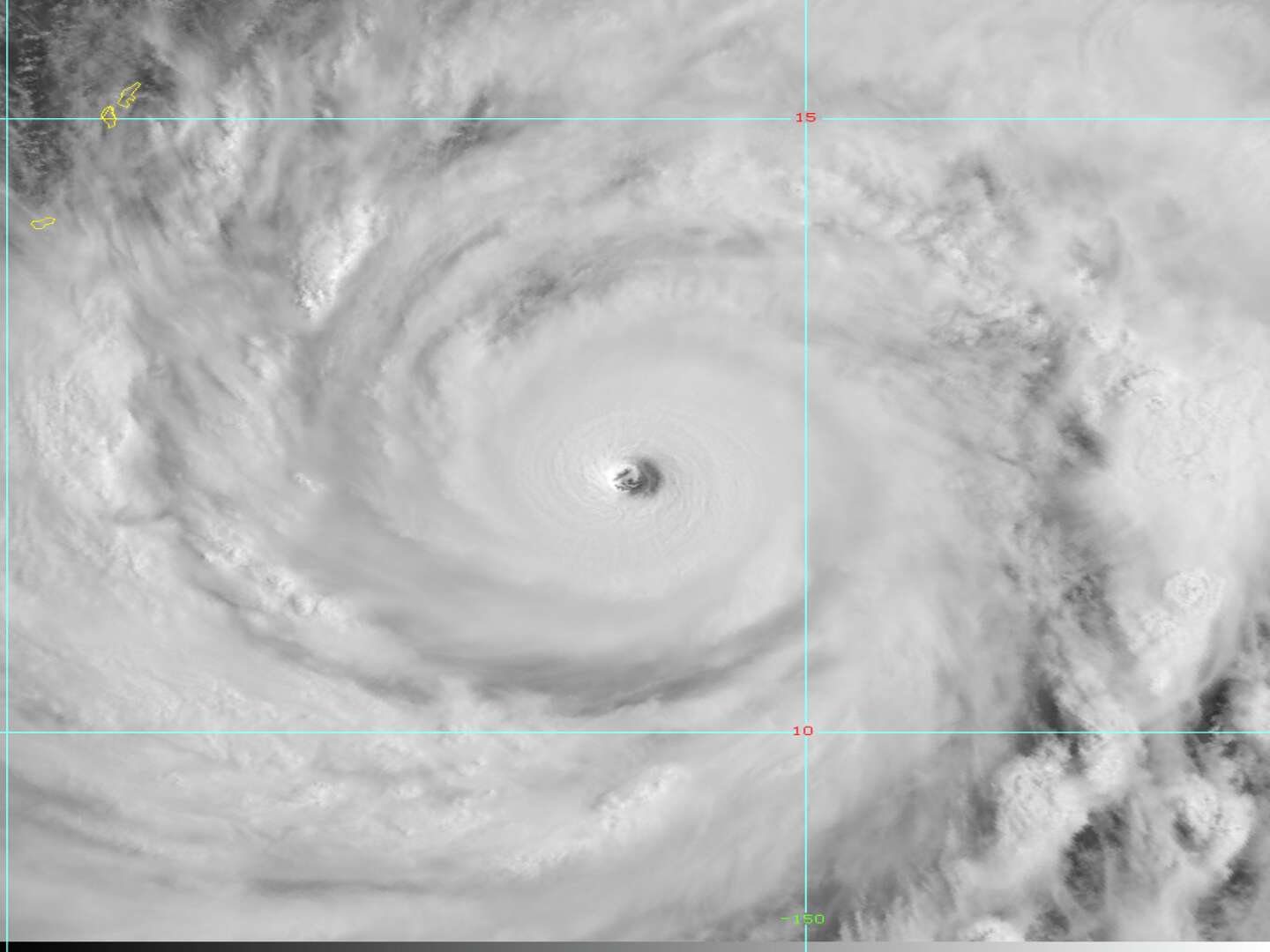 Super Typhoon Sinlaku about to slam U.S. islands in Western Pacific