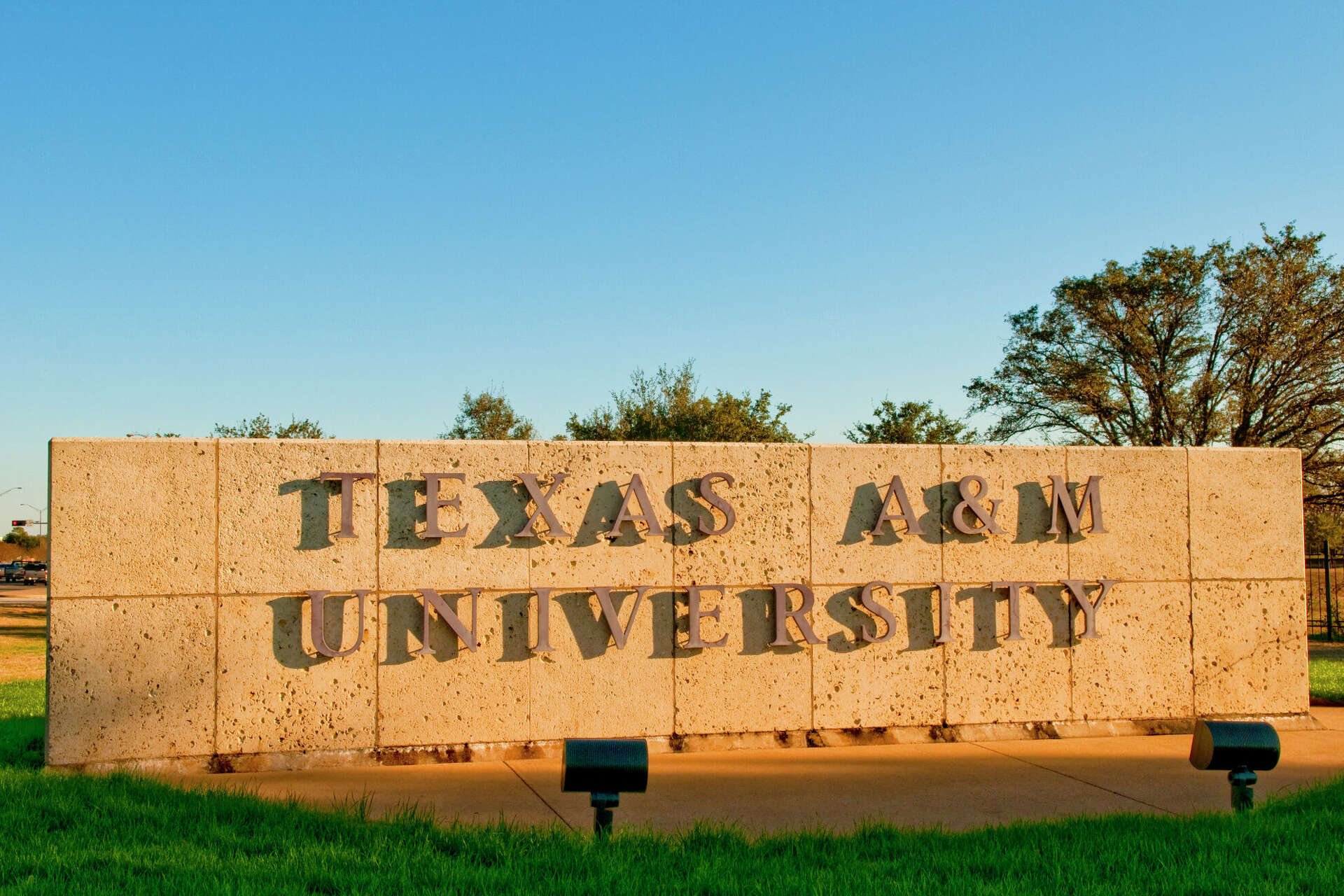 Texas A&M admissions fall as acceptance rate hits new low