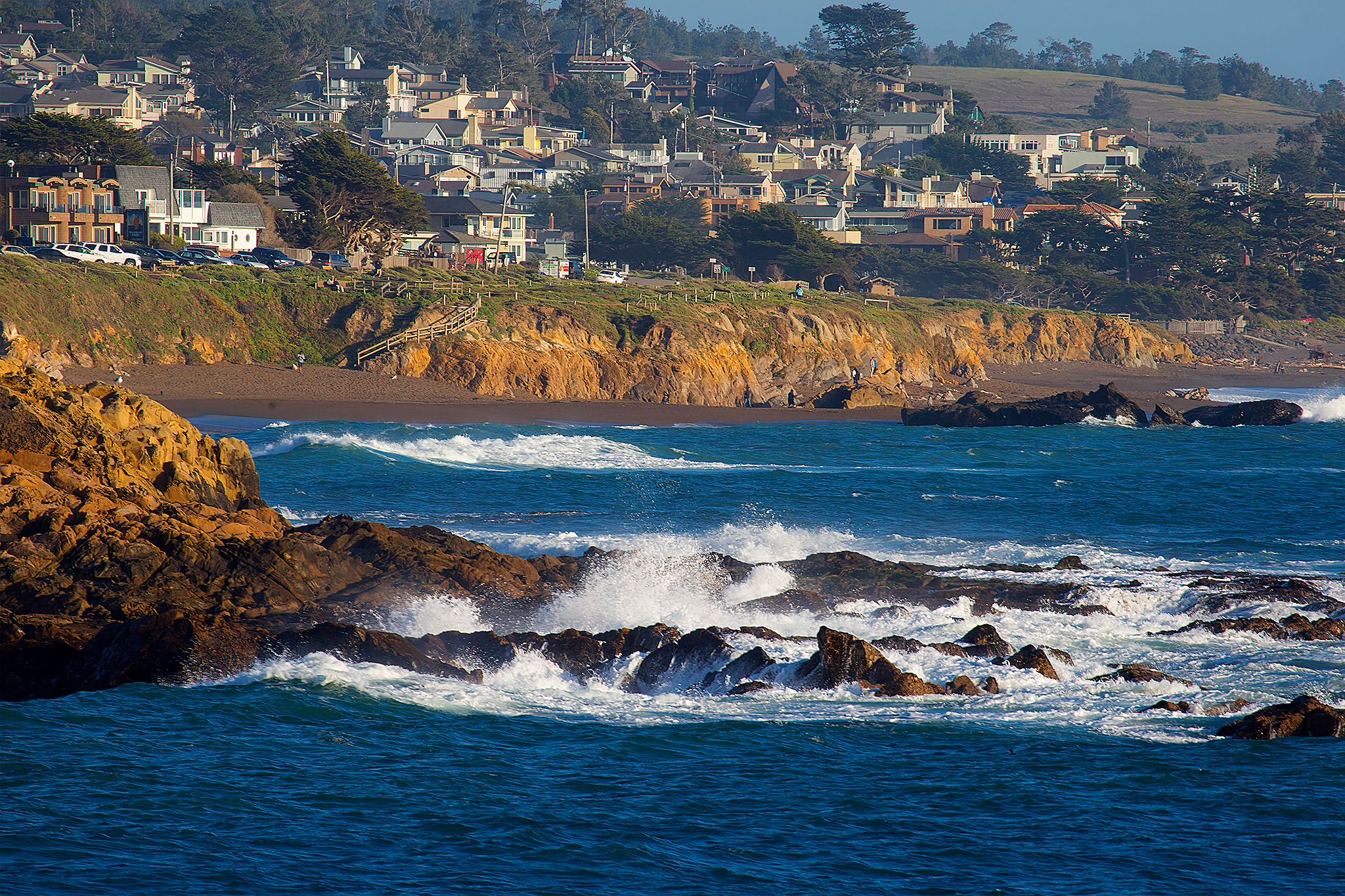 sfgate.com - Susana Guerrero - Calif. couple refused medical help hours before they died at seaside mansion