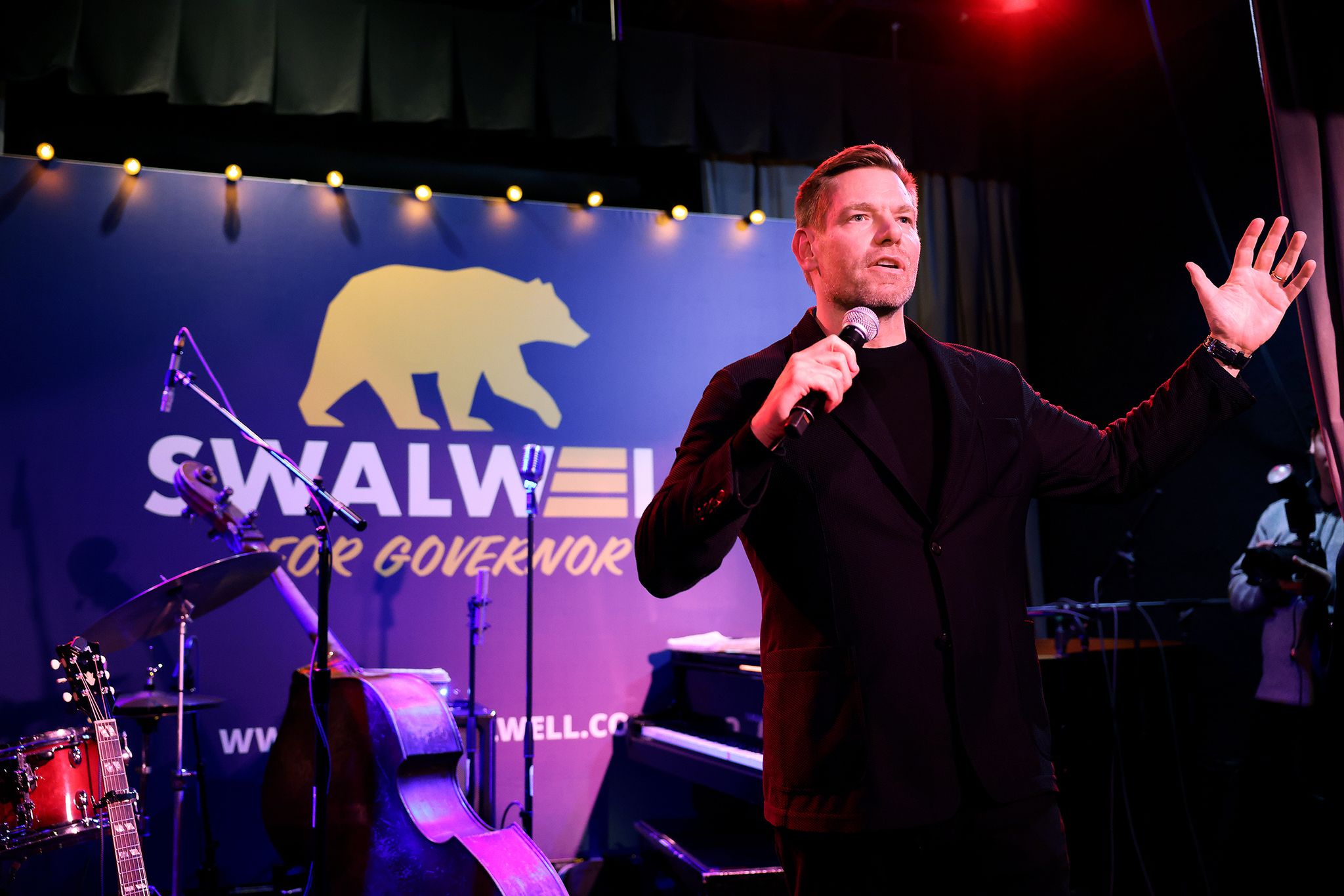 Newsom sets special election to replace Eric Swalwell in Congress