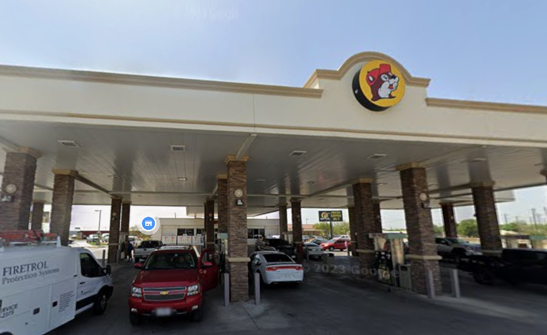 Buc-ee’s to close one of its smallest shops after 26 years