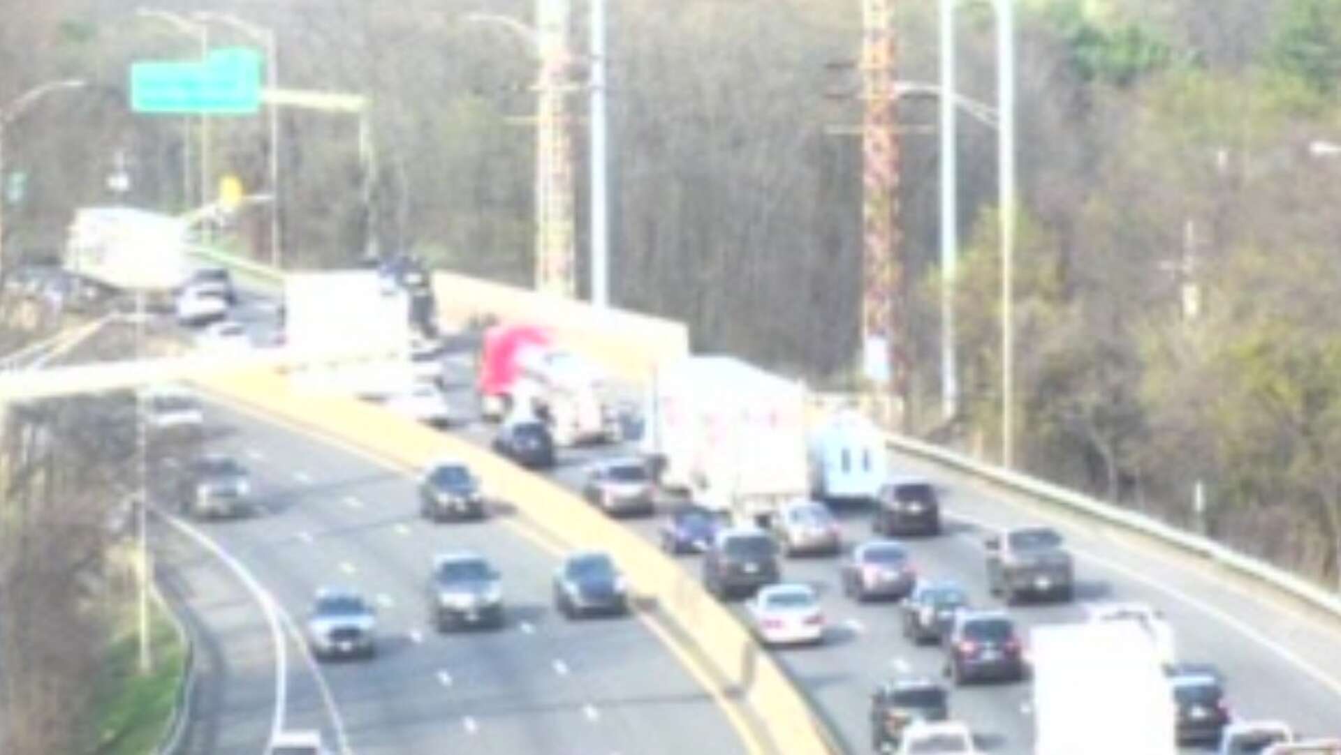 Serious injuries reported in Milford motorcycle crash on I-95: Police