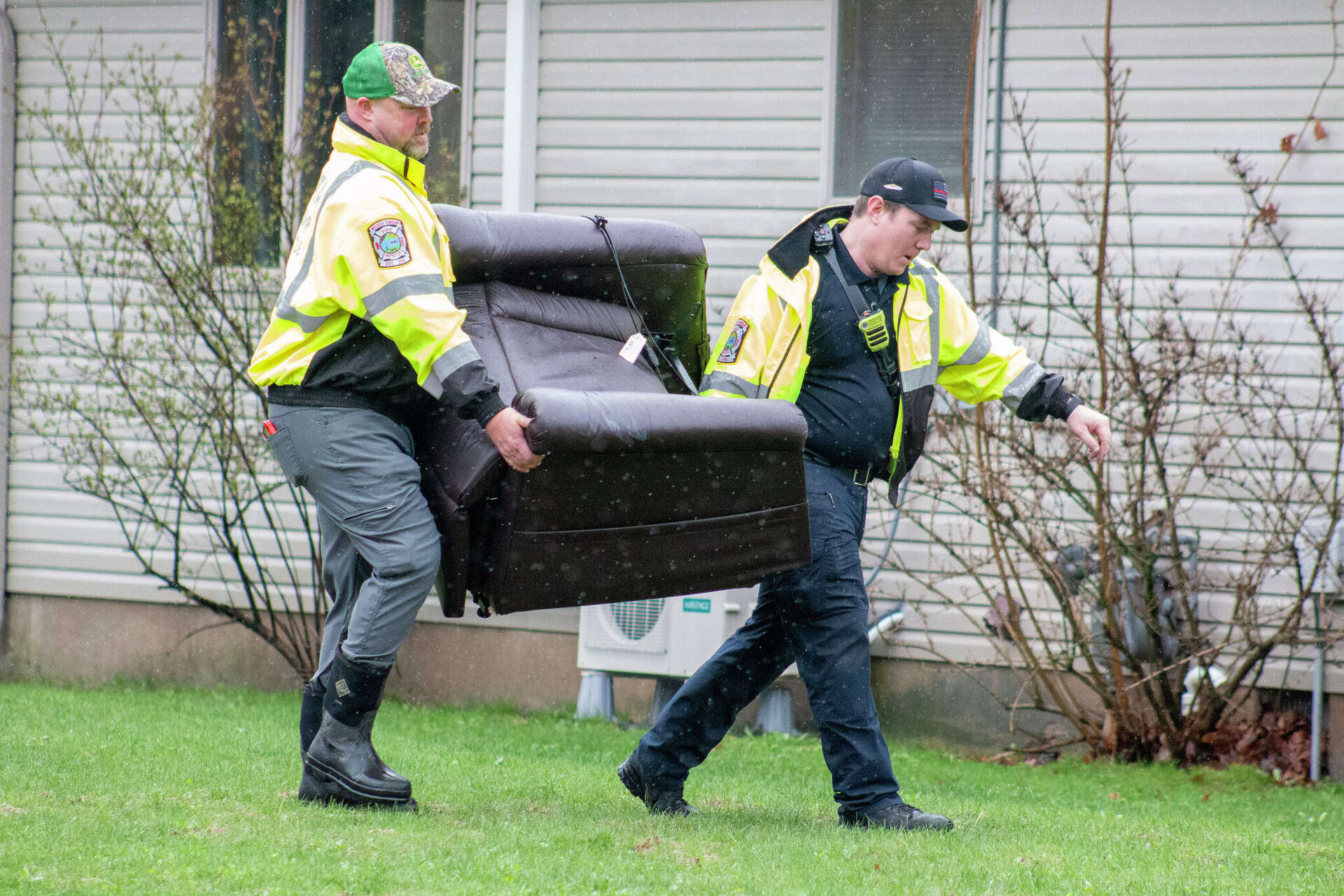 Muskegon River flooding prompts Mecosta County evacuation warnings