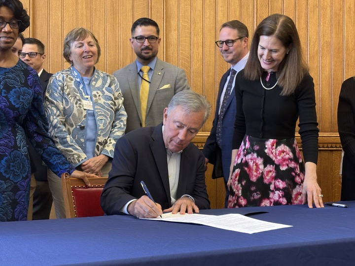 Gov. Lamont creates commission to reevaluate Connecticut school funding