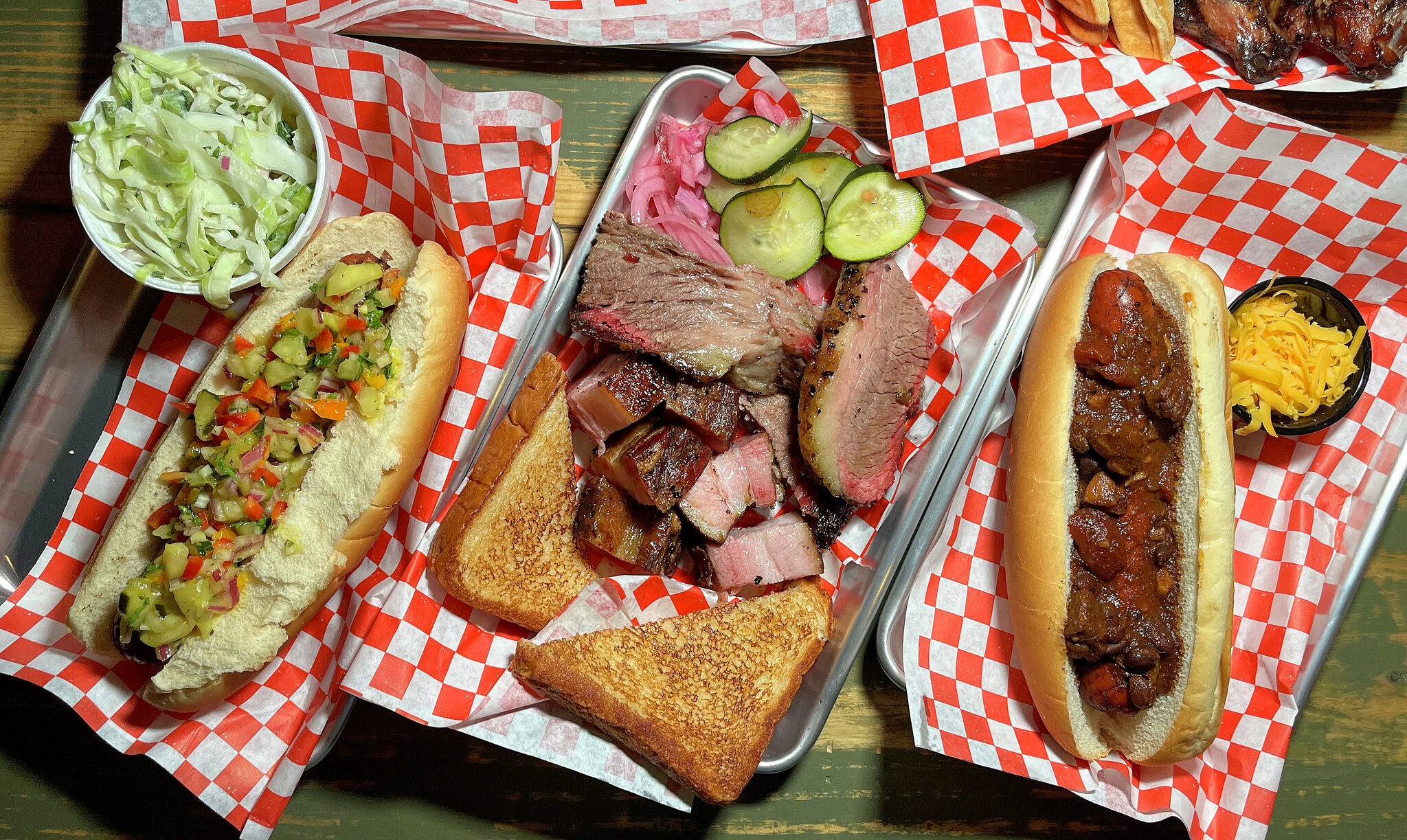 New icehouse opens in former Jefferson Bodega space
